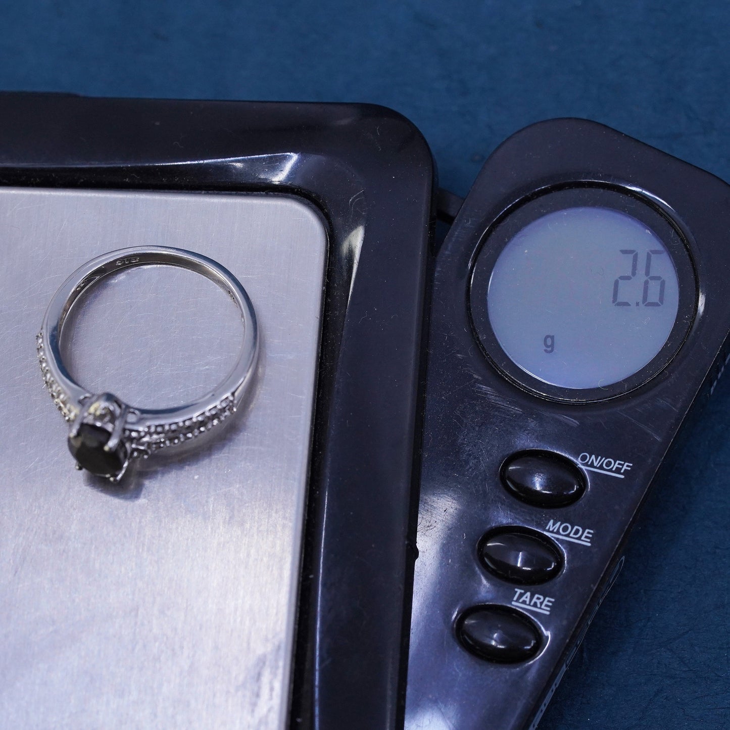 Size 8.25, Vintage Sterling 925 silver handmade ring, band with black agate