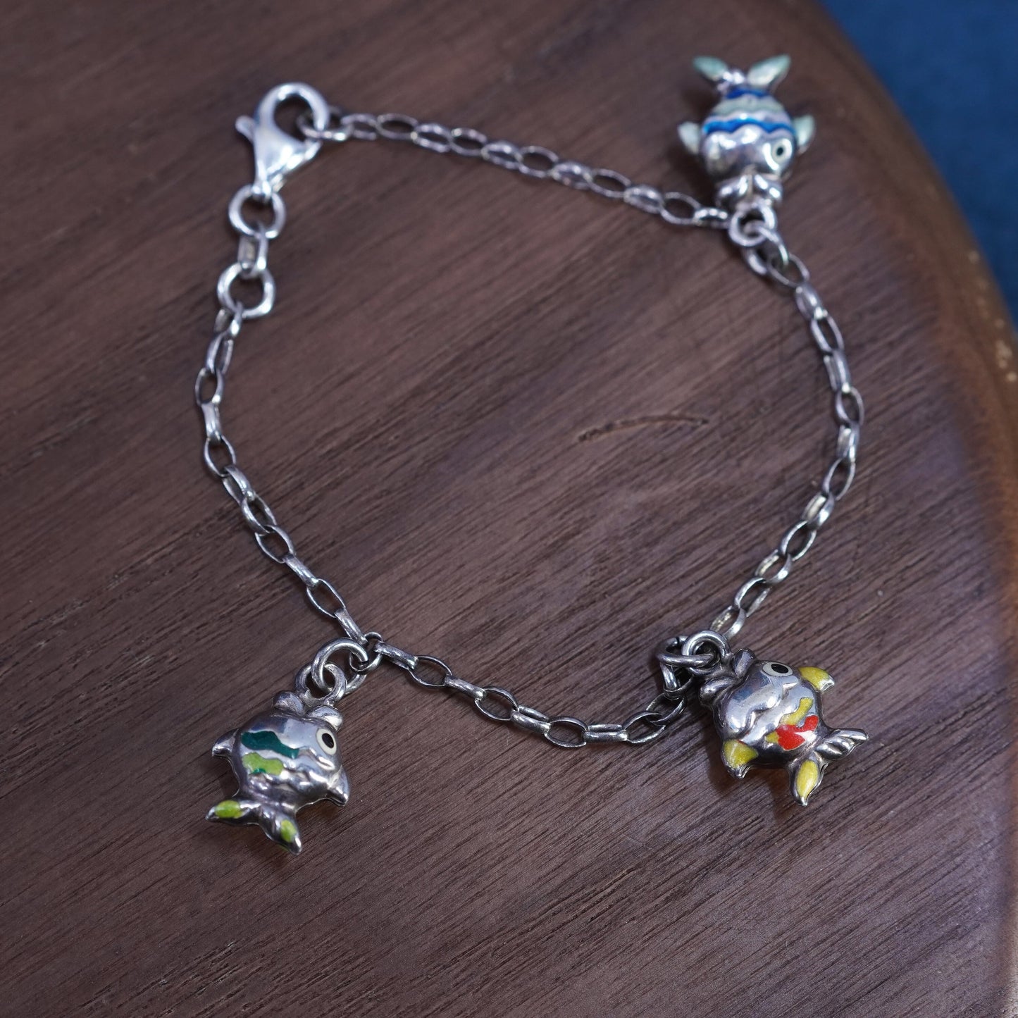 6.75”, Sterling silver bracelet, Mexico 925 oval link chain puffy fish charms