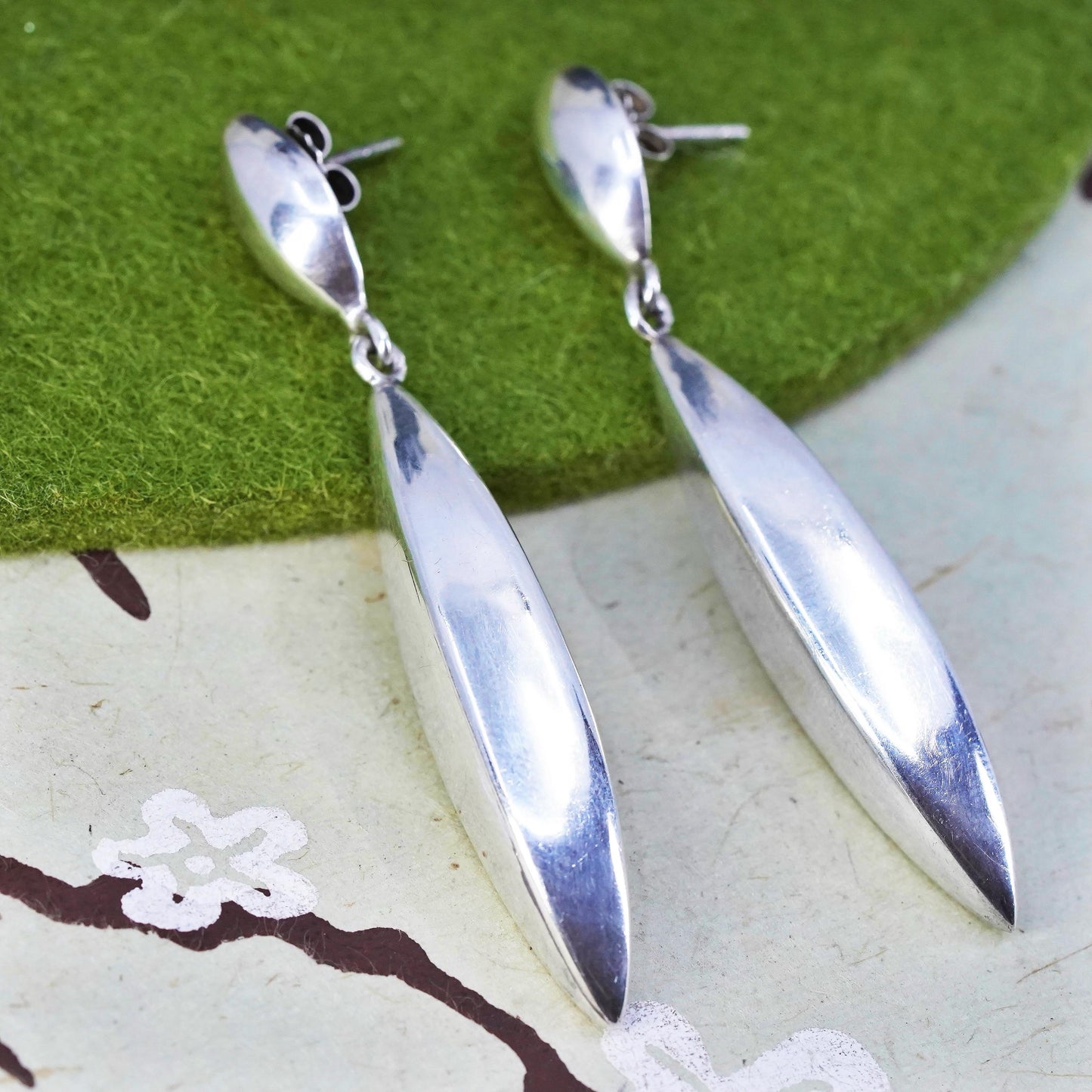 Vintage modern sterling silver handmade earrings, ribbed 925 teardrop dangles