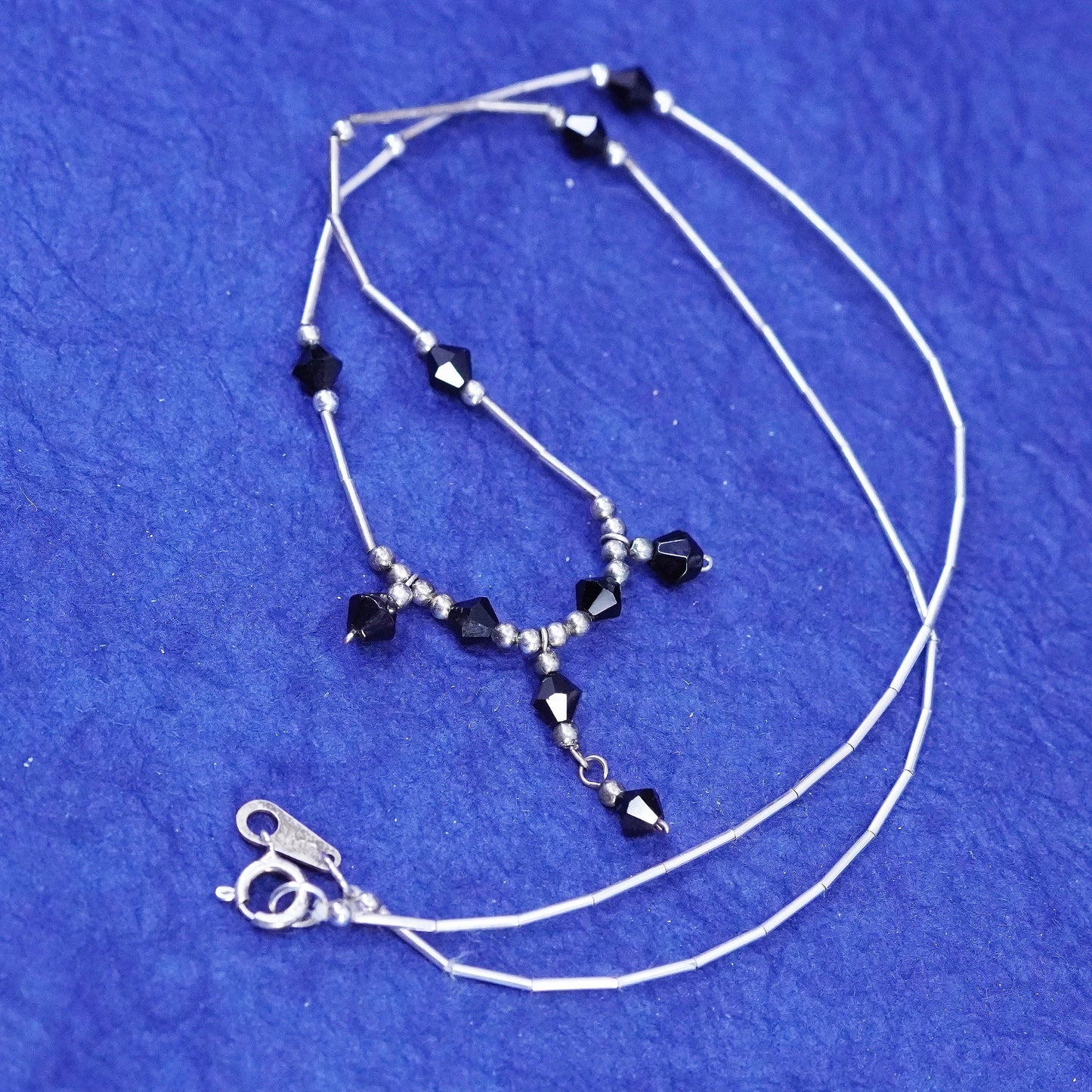 16”, Native American Navajo Sterling 925 liquid silver chain w/ obsidian beads