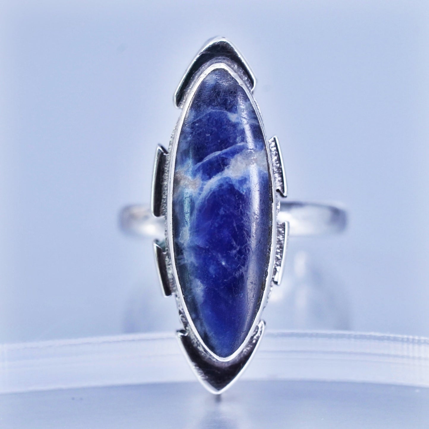Size 8, vintage taxco Come Sterling 925 silver handmade ring with sodalite