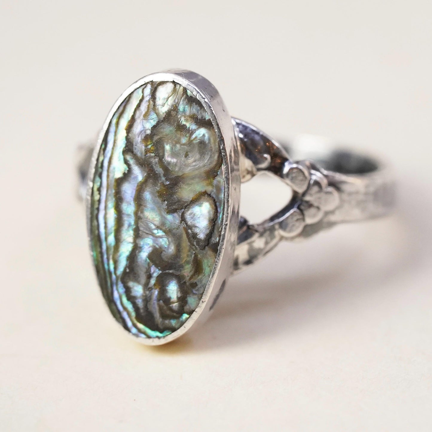 Size 2, Vintage southwestern sterling 925 silver handmade ring w/ oval abalone