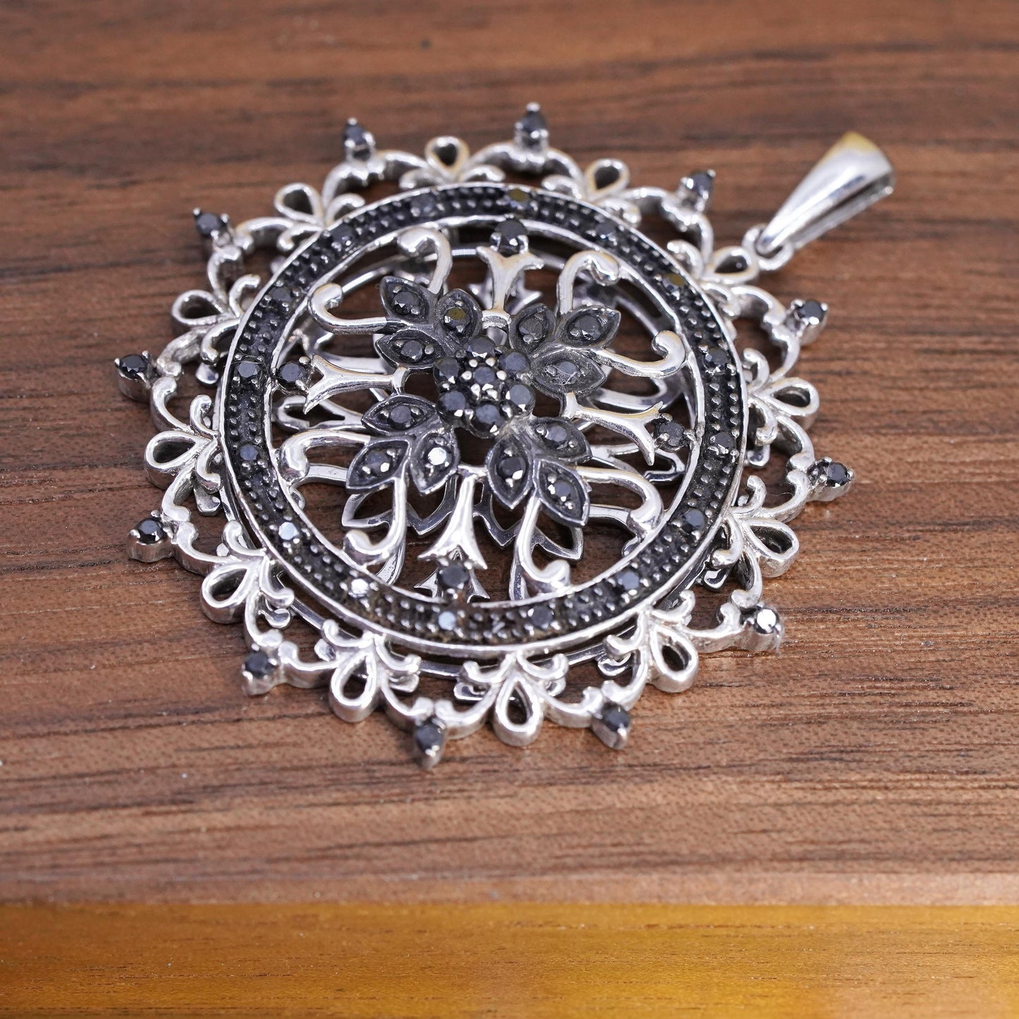 Vintage Sterling 925 silver pendant, filigree cluster black diamond pendant