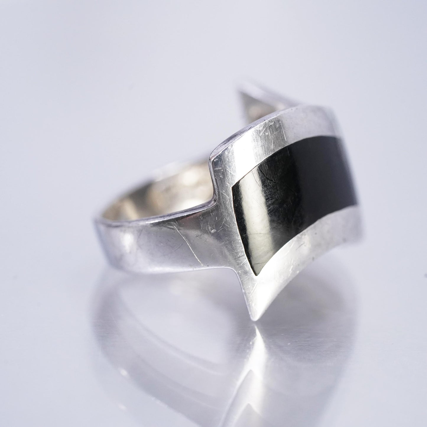Size 9.5, vintage Sterling 925 silver handmade black enamel inlay wavy ring