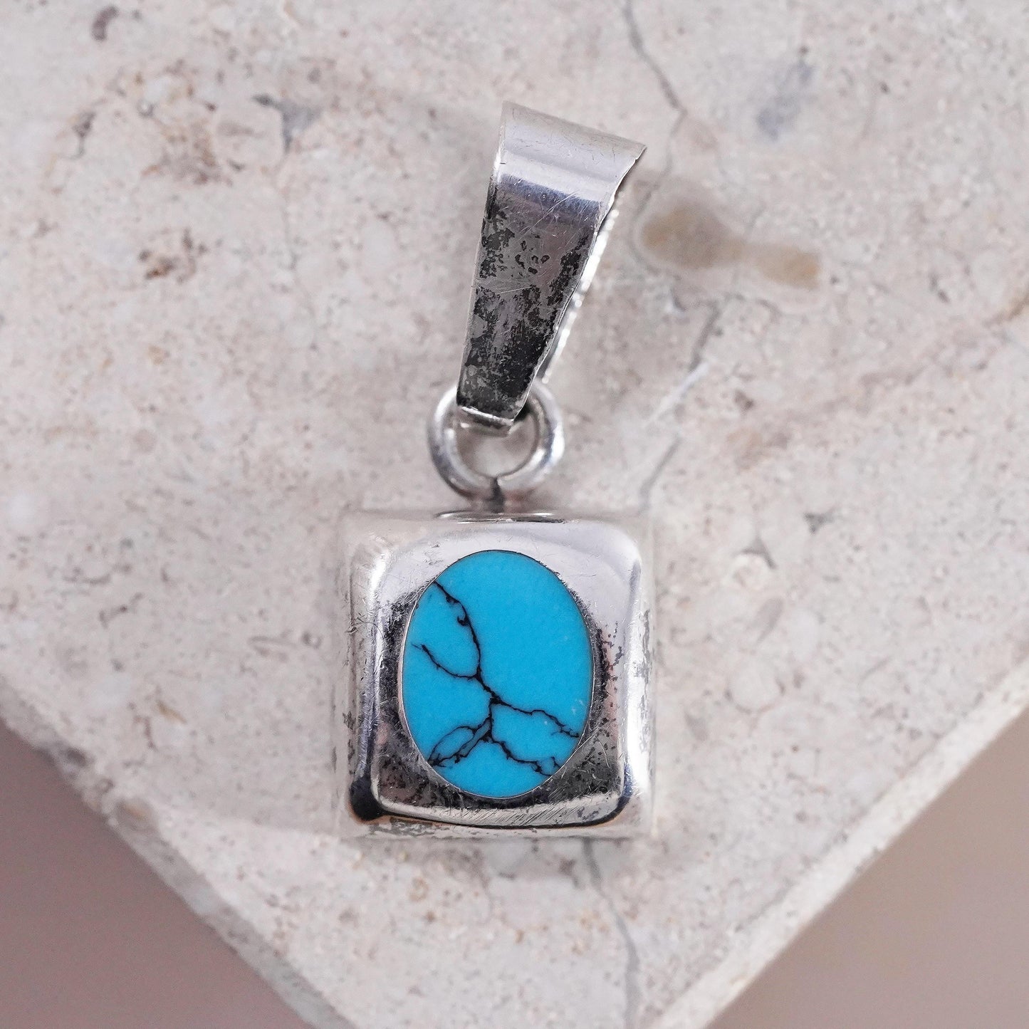 Vintage Sterling 925 silver handmade pendant with turquoise inlay