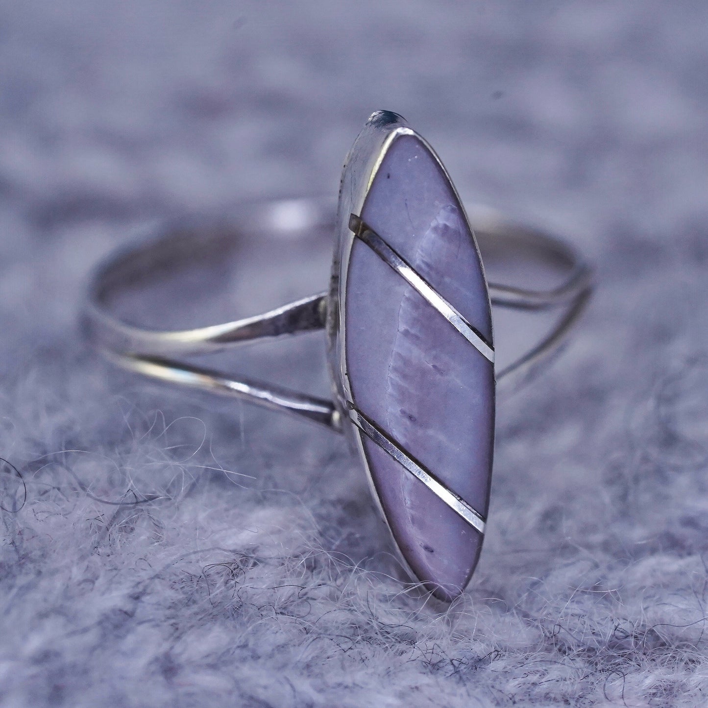 Size 4.5 vintage sterling 925 silver handmade ring with mother of pearl inlay
