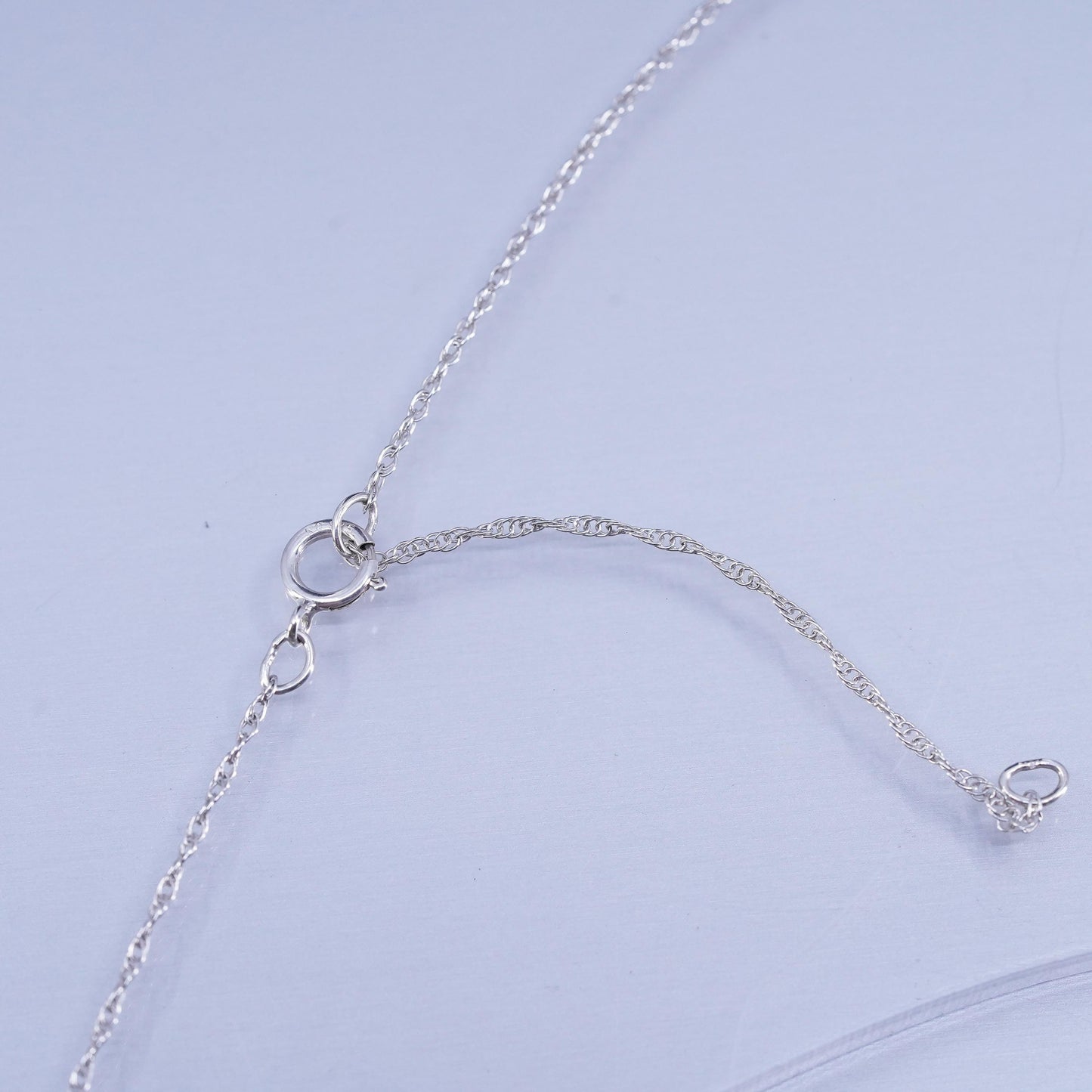 18+2” Borsheims Jewelry, Sterling 925 silver circle chain necklace star pendant