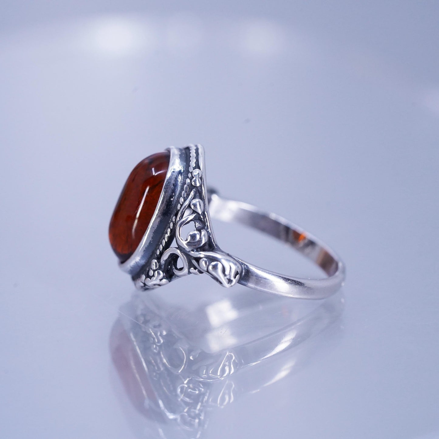 Size 5.5, vintage Sterling 925 silver handmade ring with oval Amber