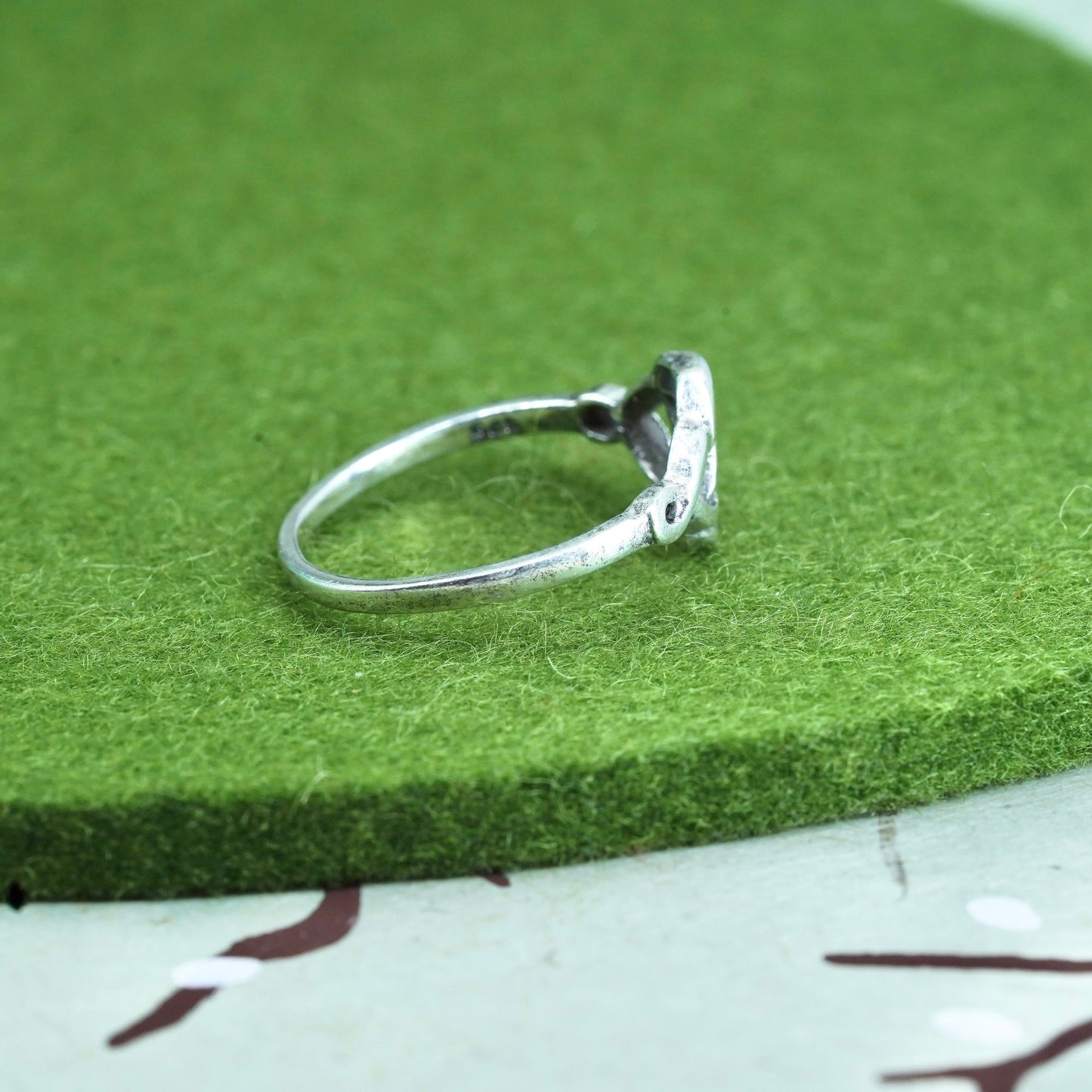 Size 9.5, Vintage sterling silver wired ring, 925 irish entwined knot band