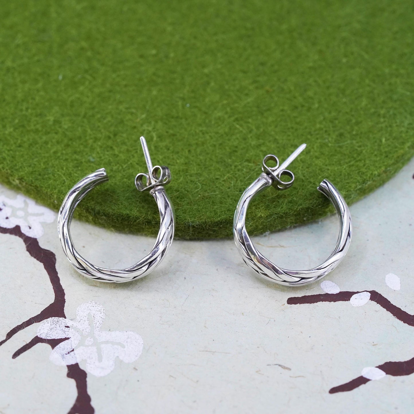 0.75”, Vintage sterling silver handmade earrings, 925 cable Huggie hoops