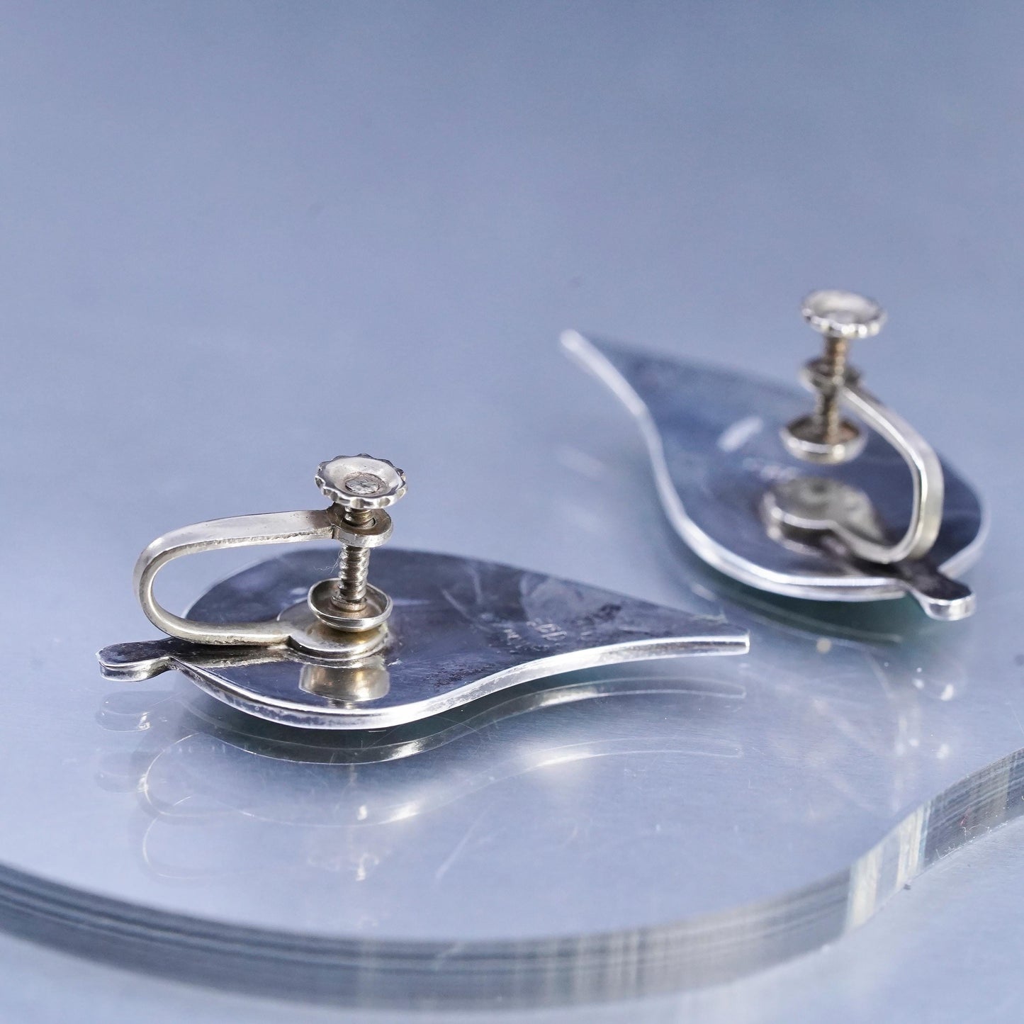 VTG Mexican ECC Sterling 925 silver handmade earrings, leaf screw back abalone