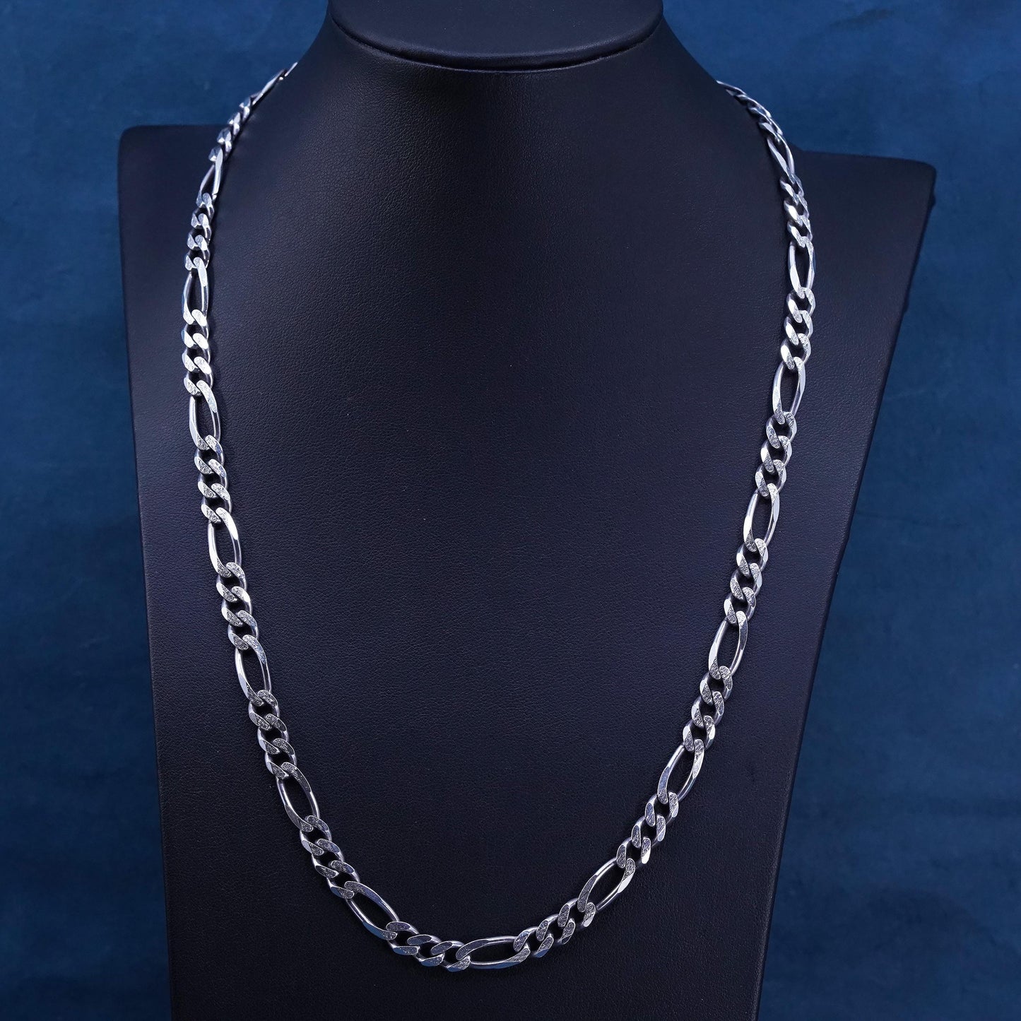 22", Italian KA 1772 Sterling silver necklace, bold 925 figaro link chain