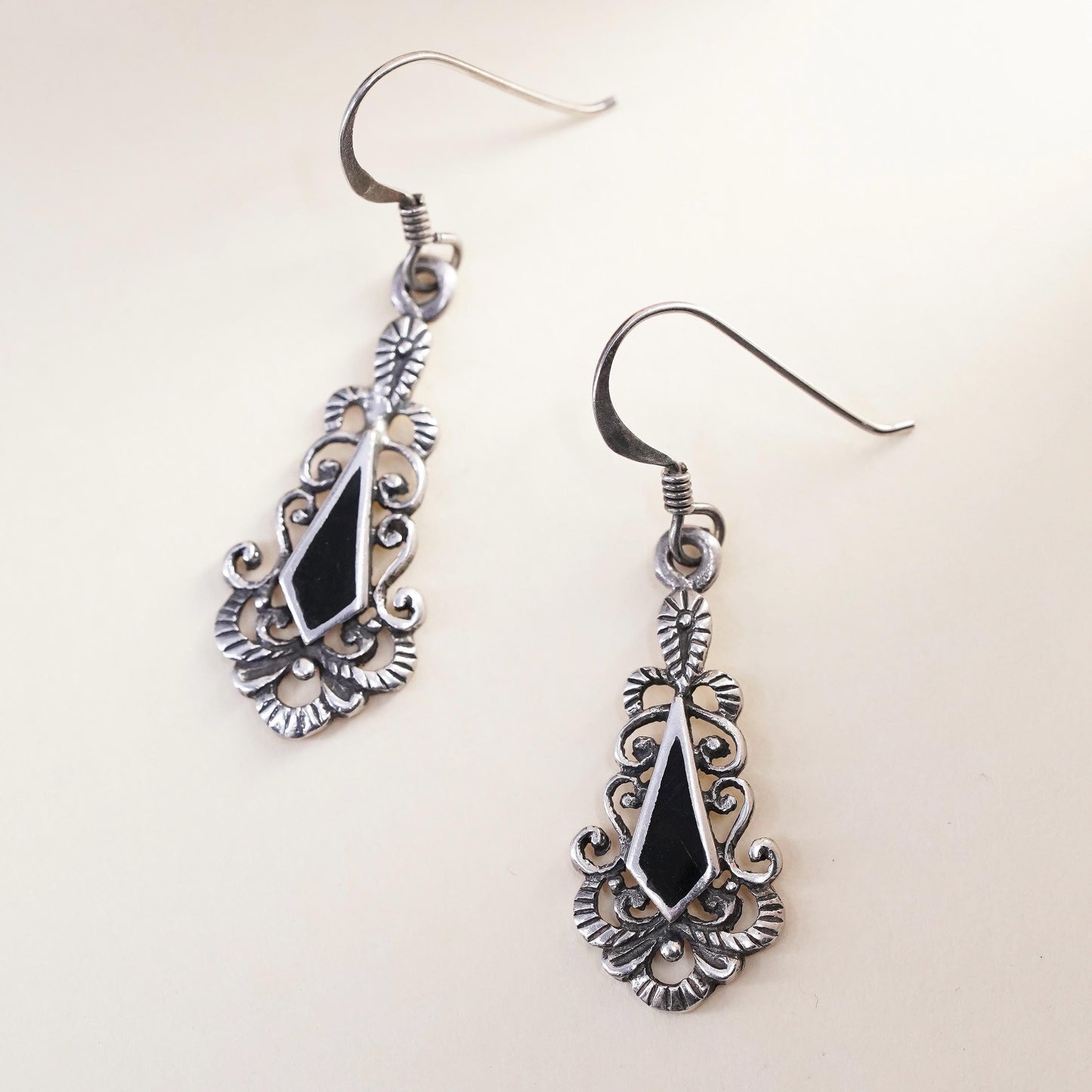 VTG sterling 925 silver earrings, teardrop black onyx, handmade southwestern