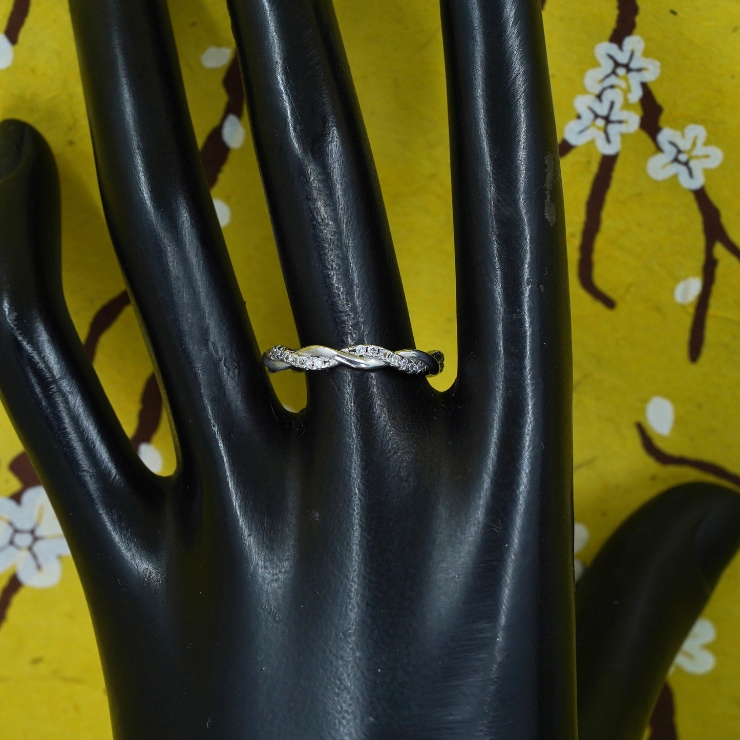 size 8, vintage Sterling silver handmade ring, 925 entwined band w/ cz