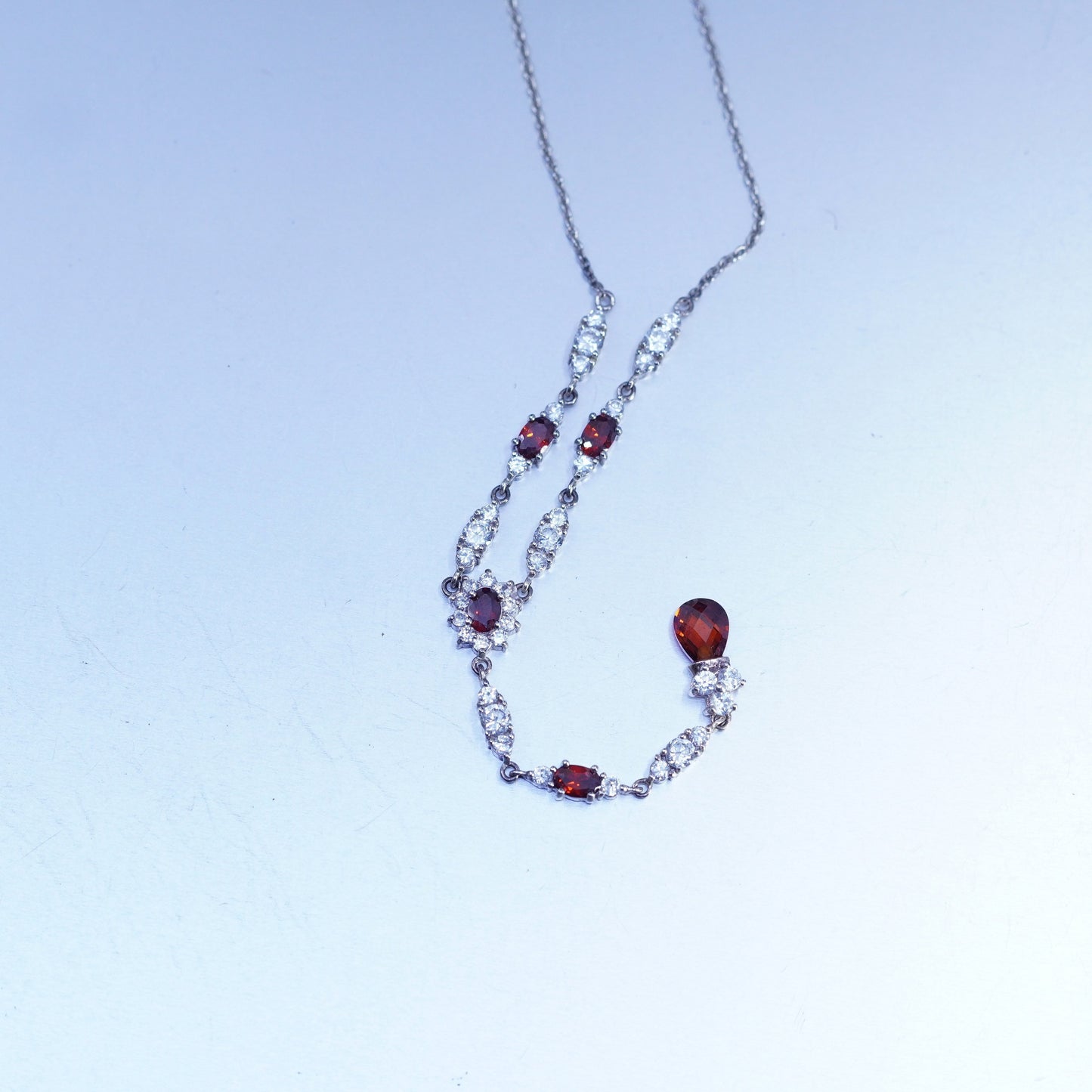 18”, vintage Sterling 925 silver handmade circle necklace with ruby pendant