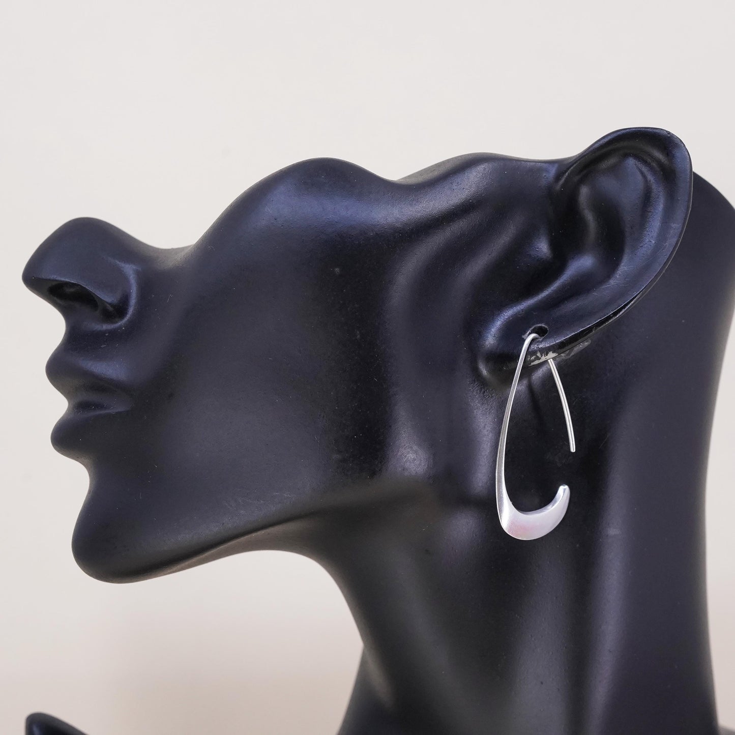 Silpada Silhouette Sterling 925 Silver Tapered Wire Open Drop single 1 earring