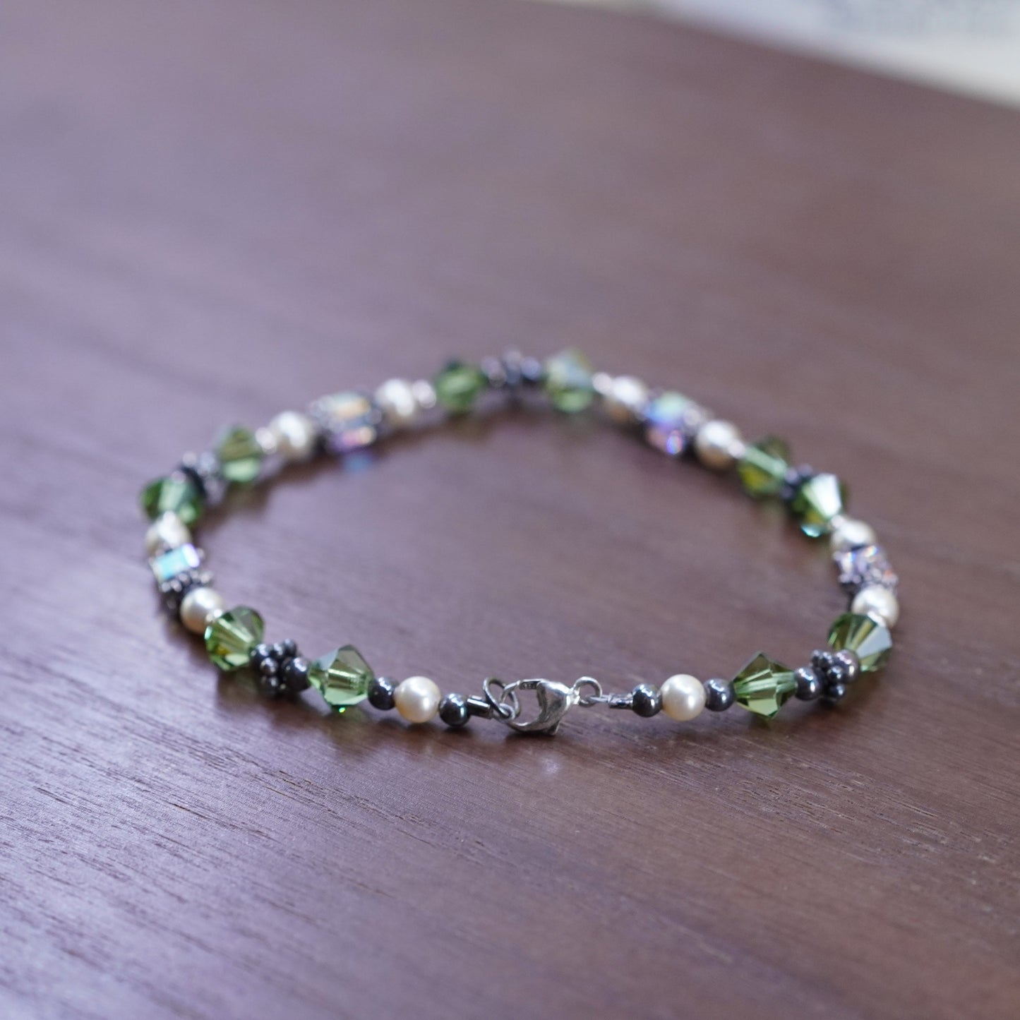 7.75”, Vintage Sterling silver handmade bracelet, green crystal beads bracelet