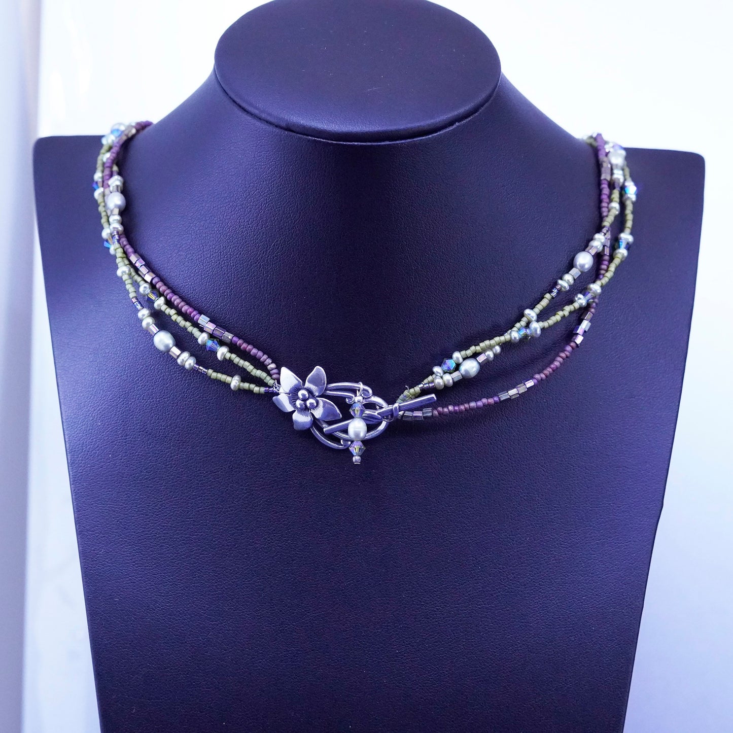 20”, Sterling silver handmade necklace with 925 flower toggle closure and beads