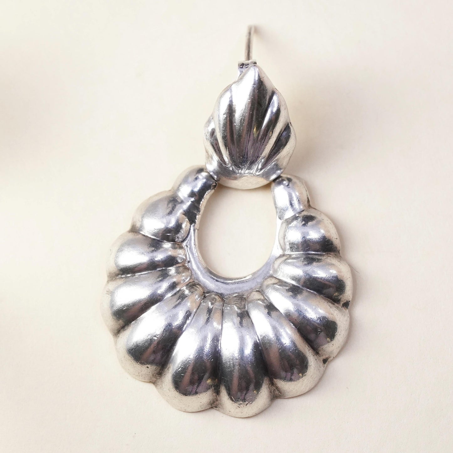 1.5", Vintage sterling 925 silver single earring, fashion ribbed hoop dangle
