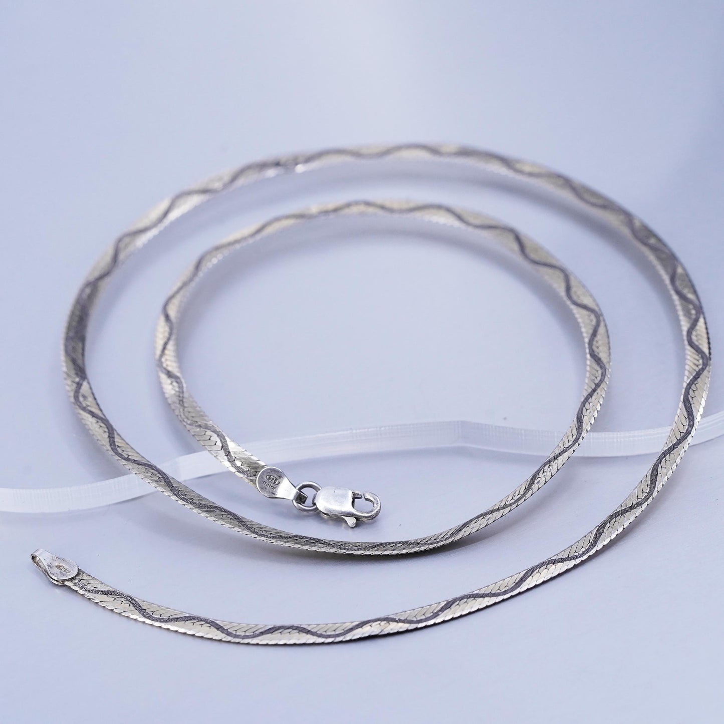 20”, vintage Italian Sterling 925 silver textured herringbone chain necklace