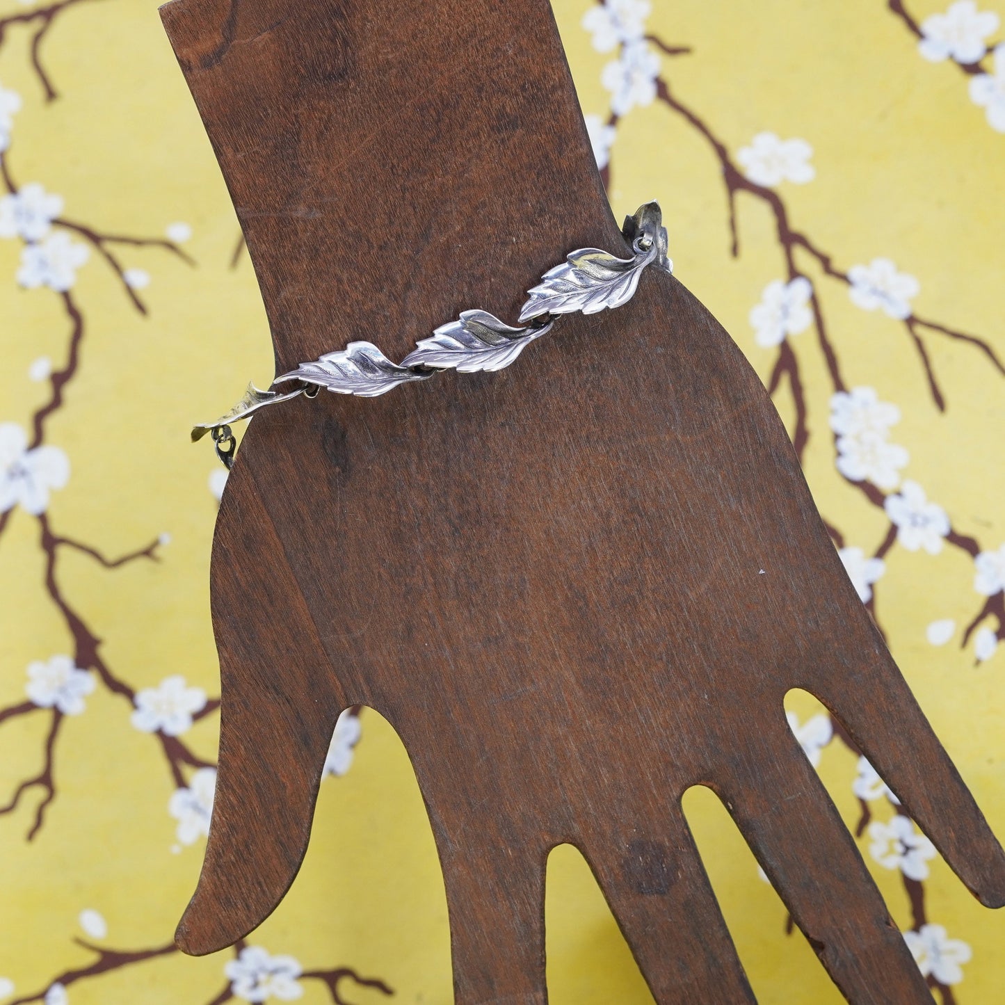 6.75”, vintage Beau Sterling silver handmade bracelet, 925 leafy chain