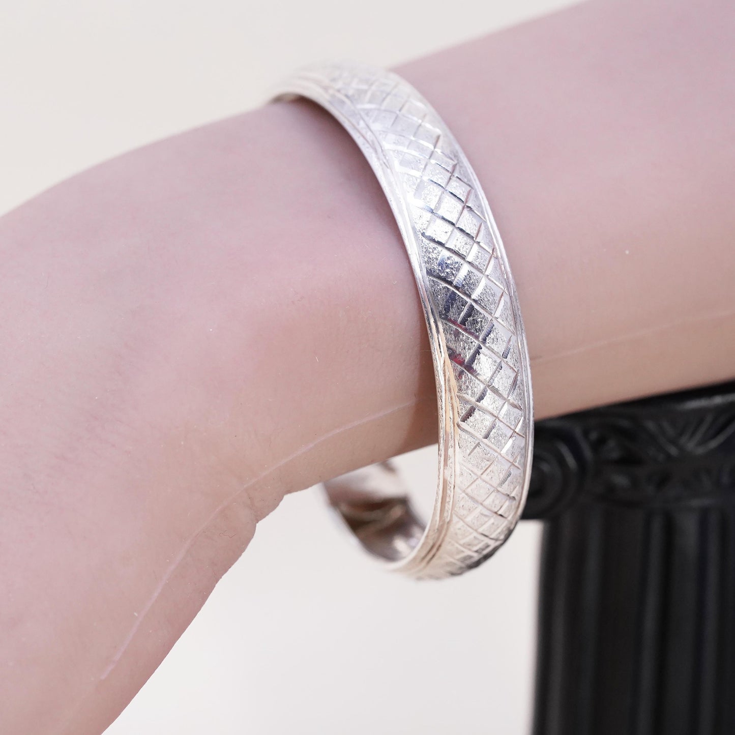 7”, vintage Sterling silver bracelet, textured 925 bangle with latch closure
