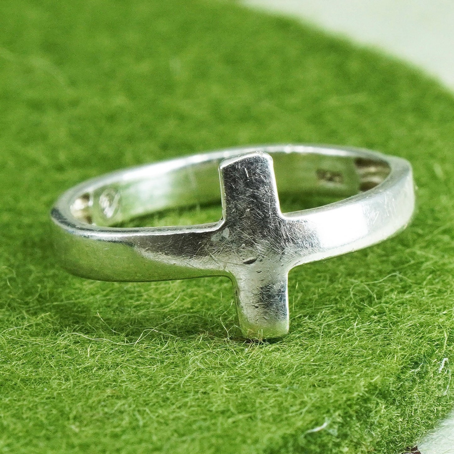 Size 8.25, Vintage Sterling silver handmade ring, stackable 925 cross band