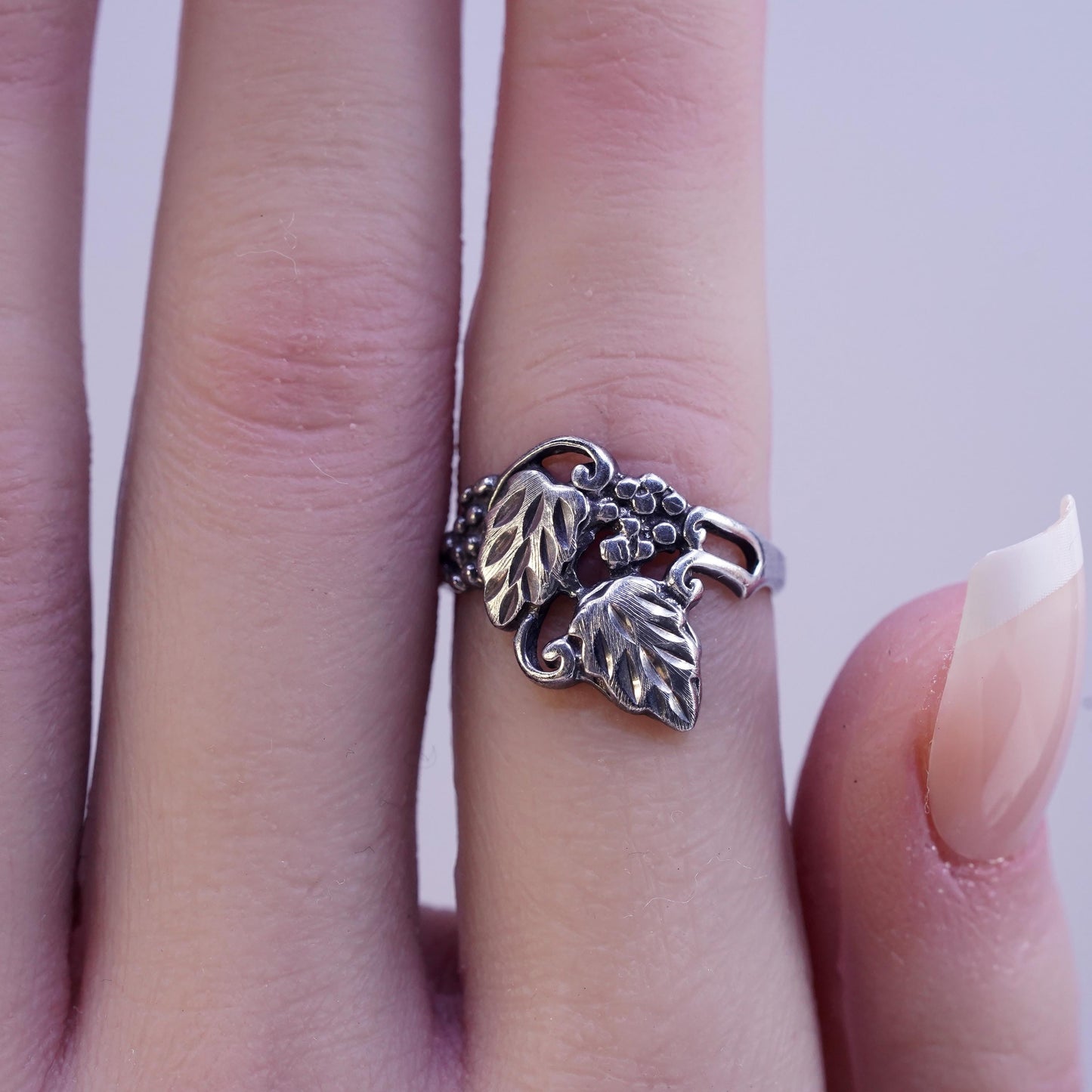 Size 6, vintage Sterling silver handmade ring, 925 grapes leaves band