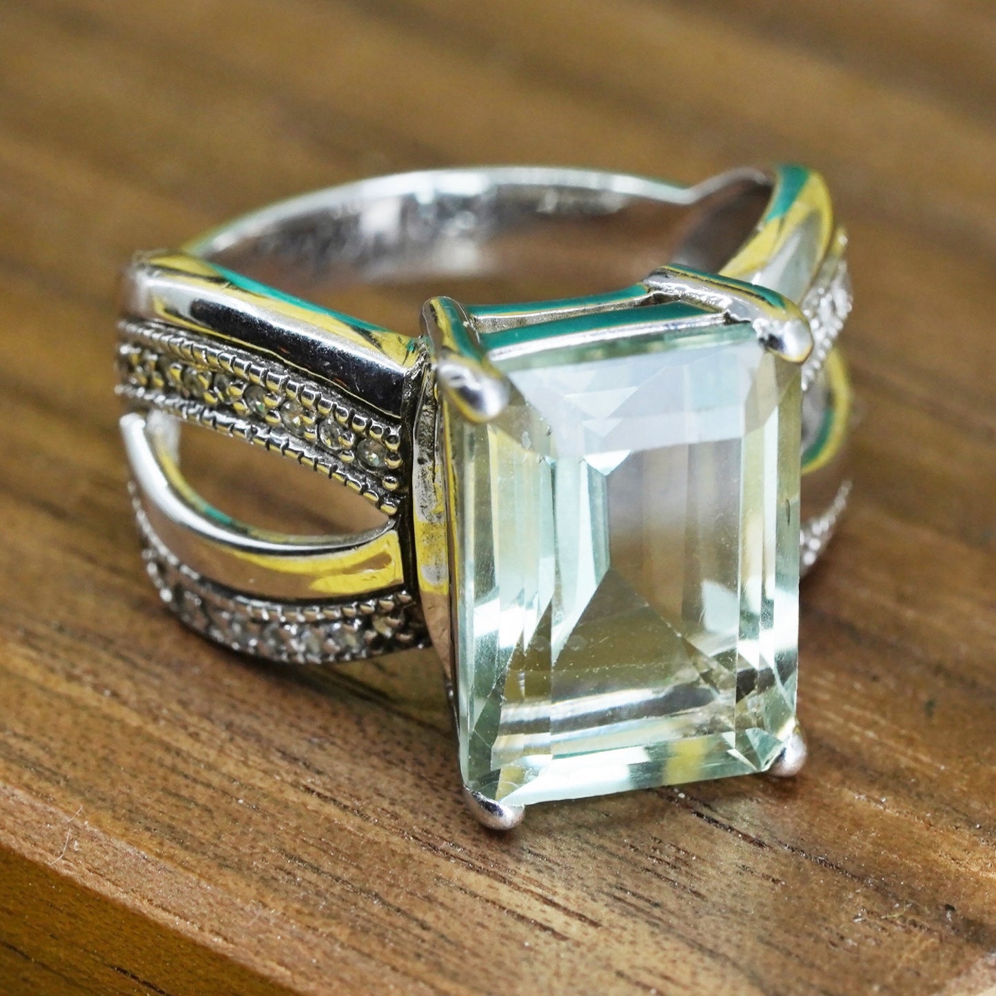 Size 7.25, vintage Sterling 925 silver ring with emerald cut blue crystal and diamond