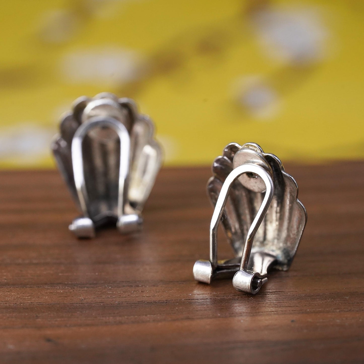 Vintage jewelry, Sterling 925 silver handmade shell clip on, earrings