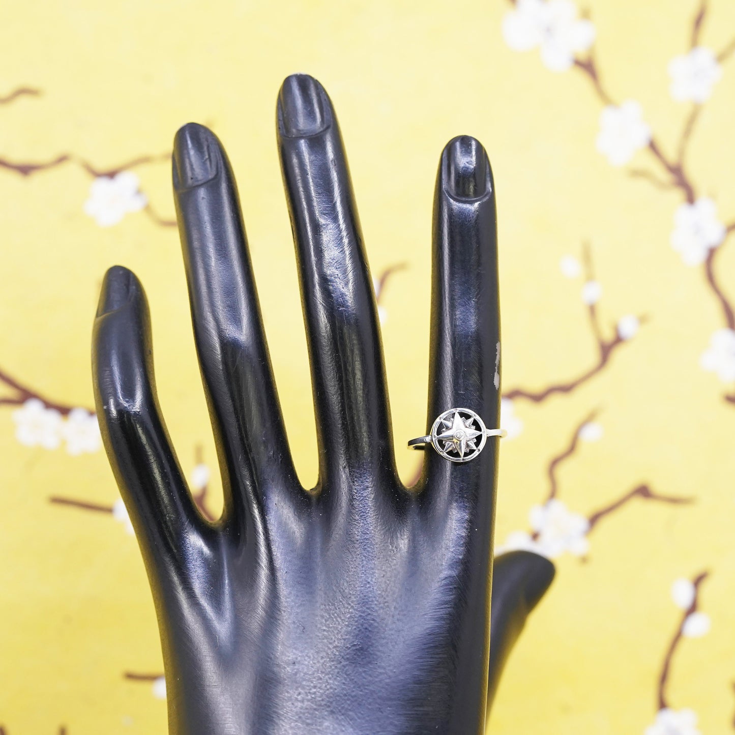 Size 6, vintage Sterling silver handmade star ring, 925 compass band with cz