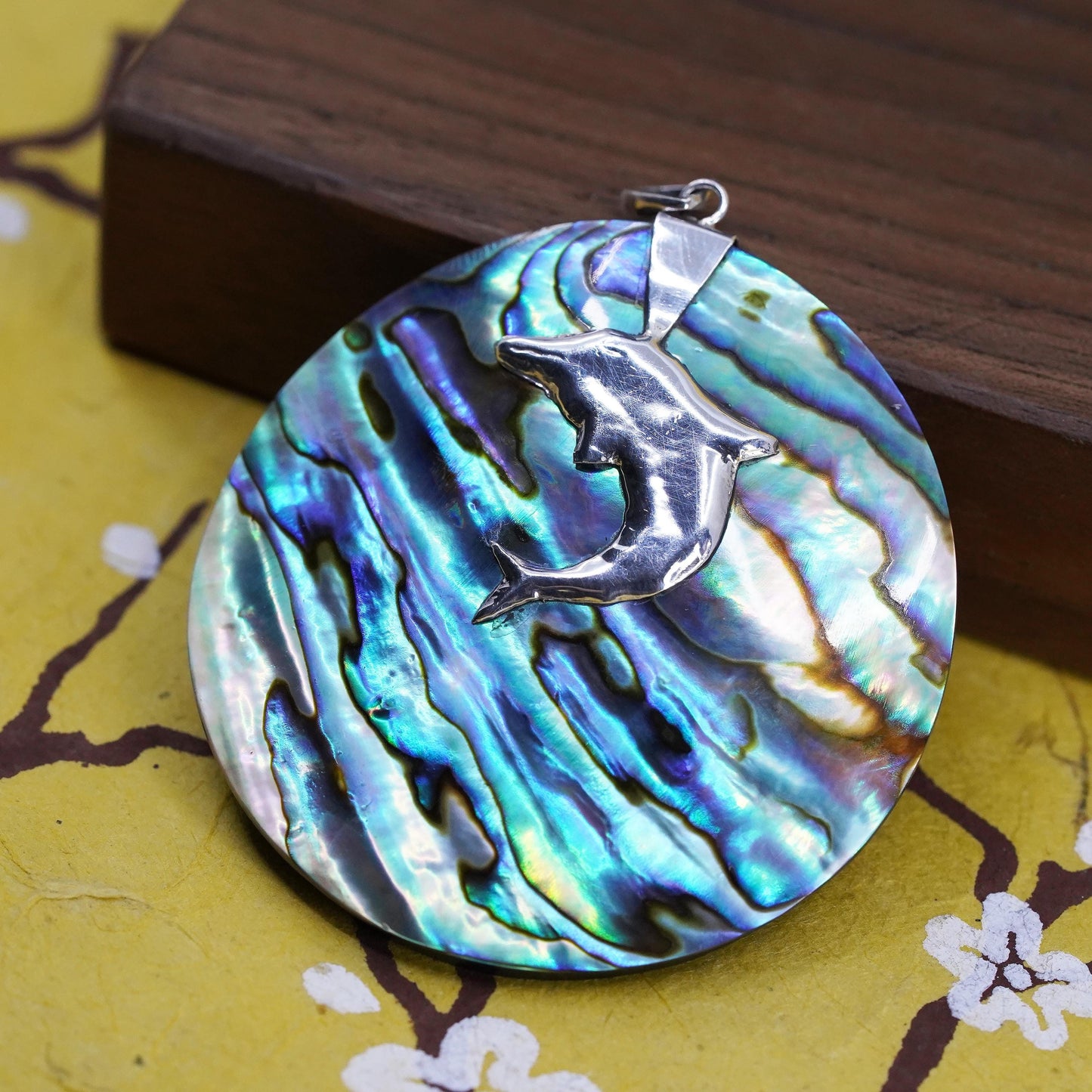 Vintage Sterling 925 silver handmade pendant with round abalone and dolphin
