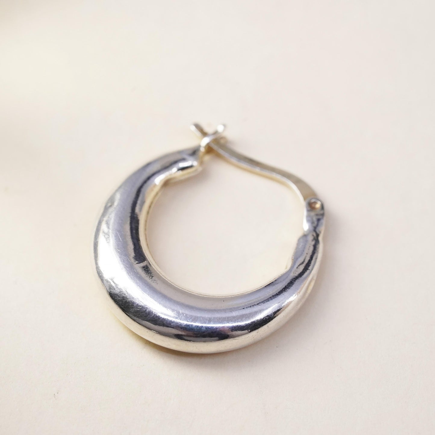 0.75", Vintage sterling silver loop single earring, fashion primitive hoop