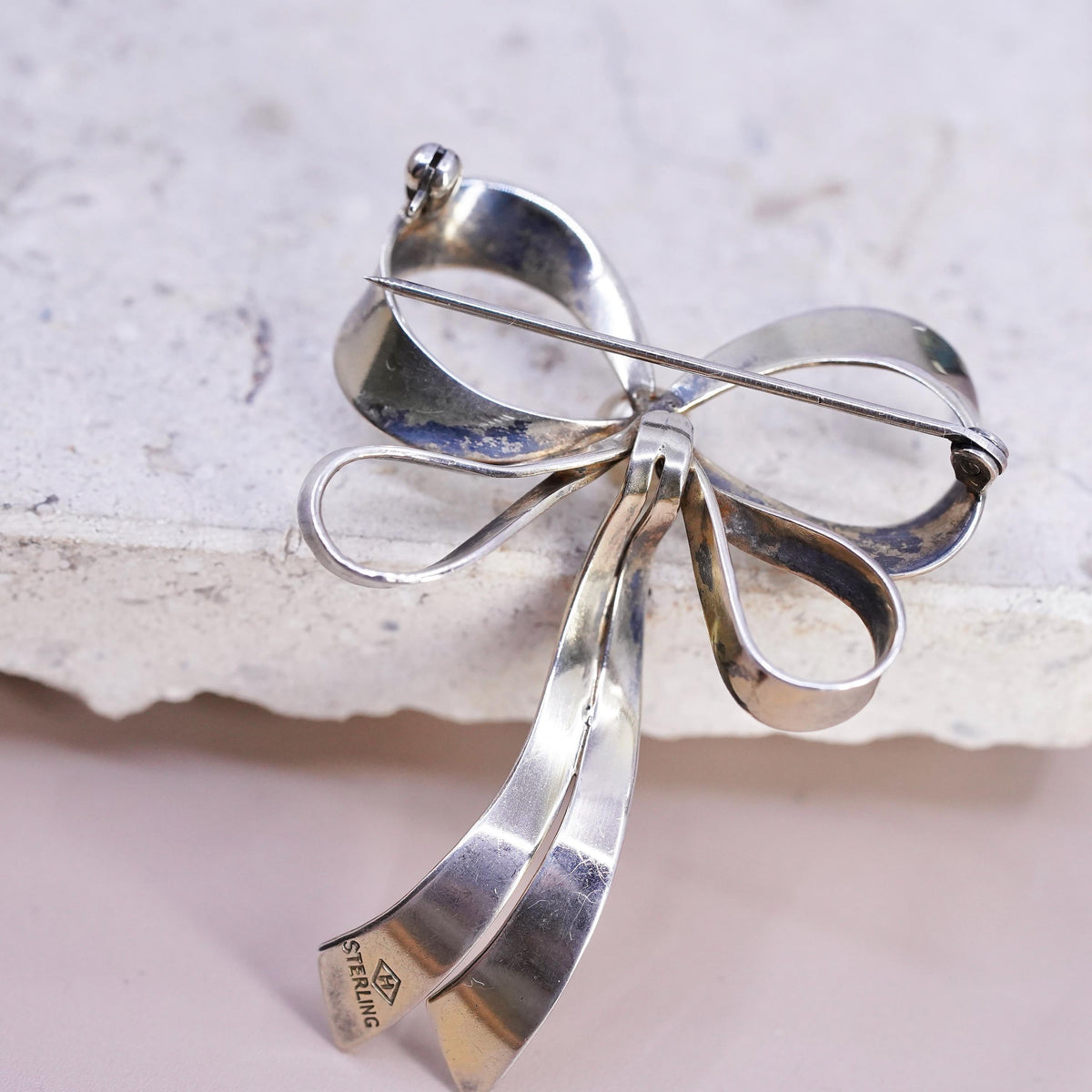 vermeil gold plated Sterling Silver Bow Brooch Pearl, Modernist Pin, Sculptural