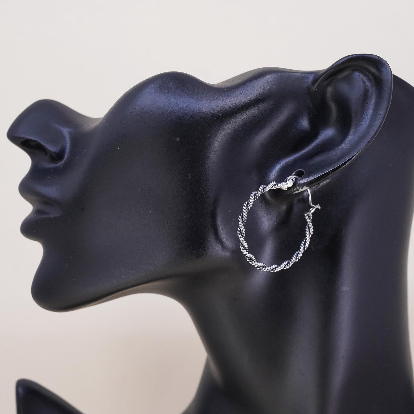 1.25", VTG Italian sterling silver loop single earring, twisted textured hoop
