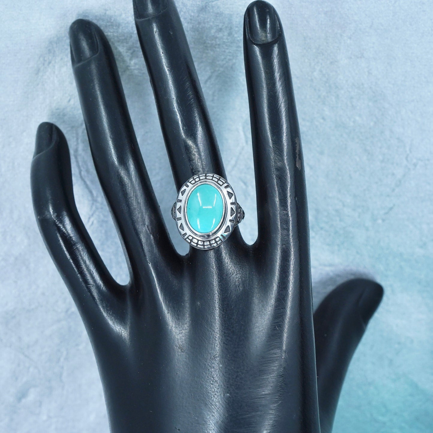 Size 7, southwestern Sterling 925 silver handmade textured ring oval turquoise
