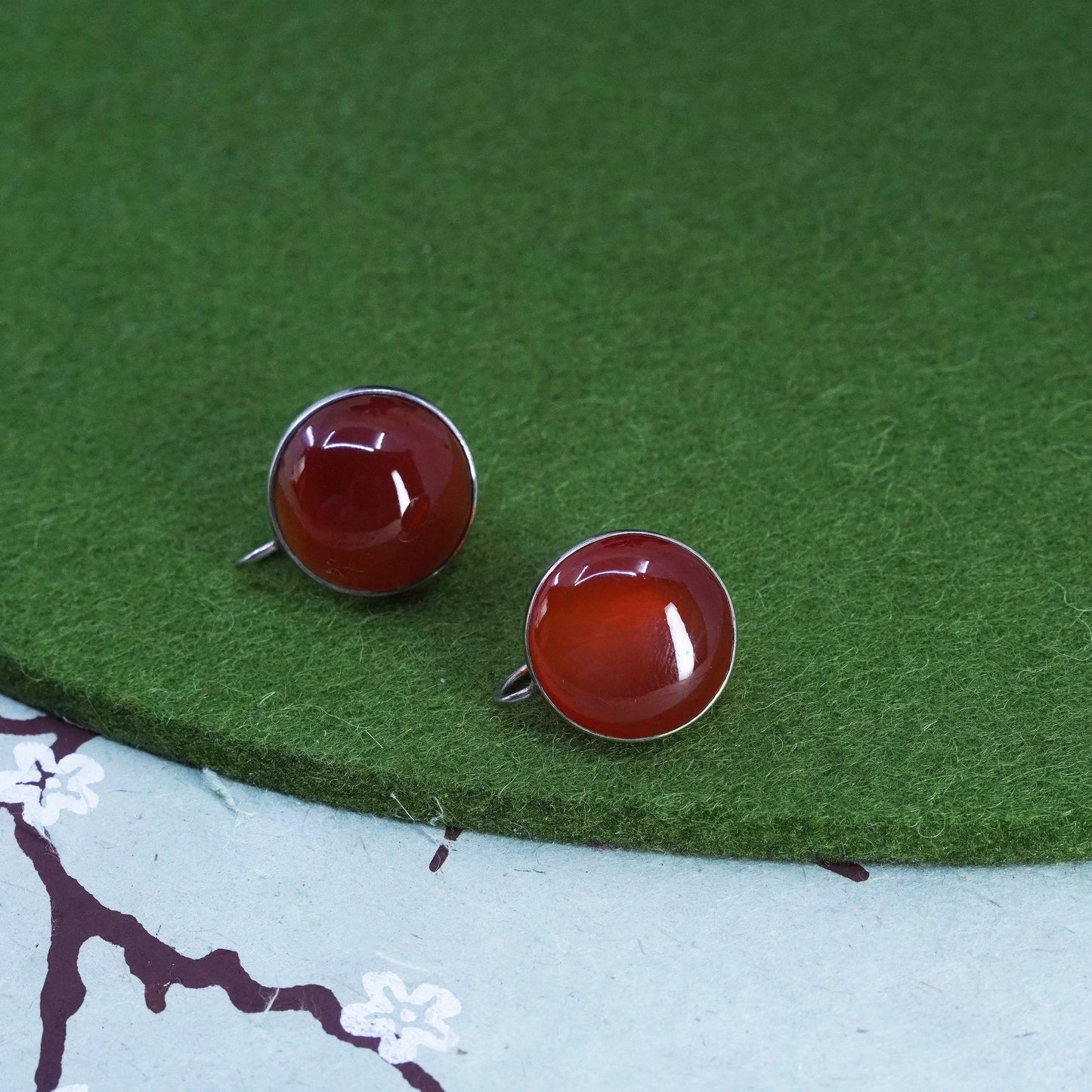 Vintage sterling 925 silver handmade screw back earrings with carnelian
