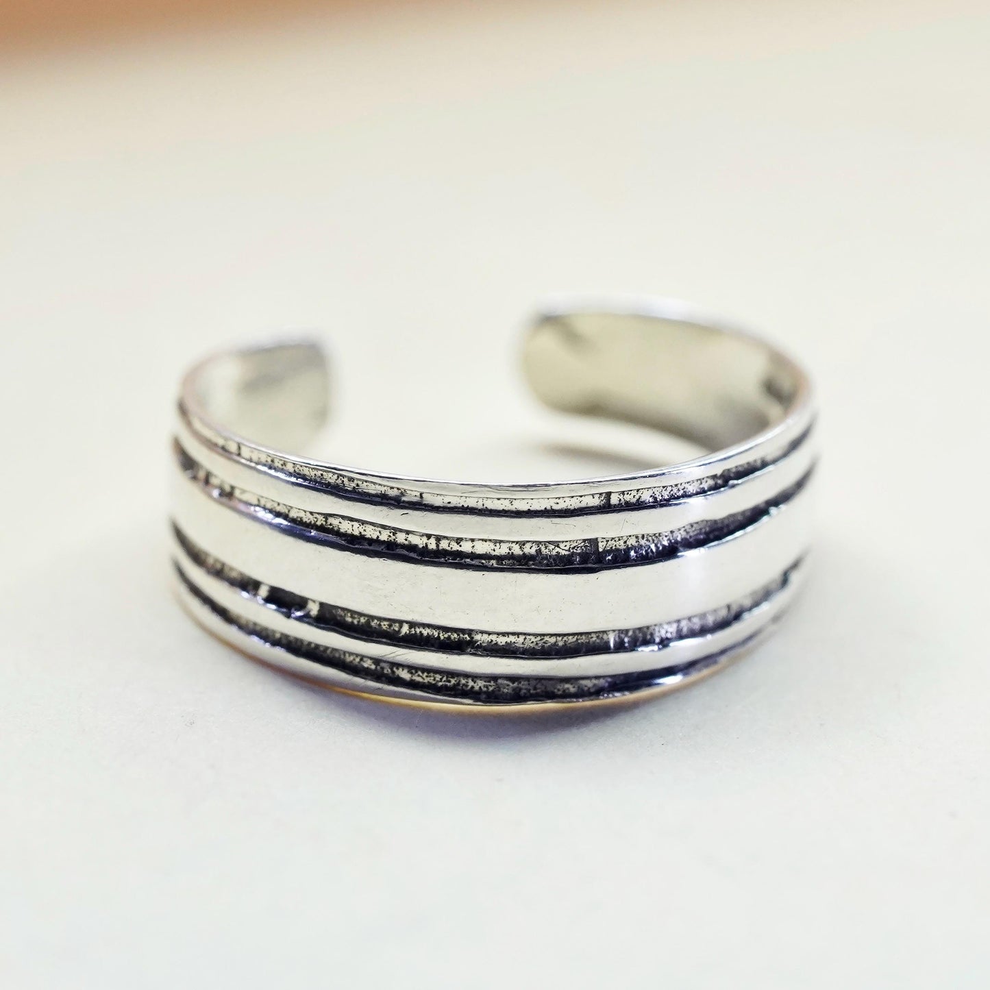 Size 2, vintage sterling silver handmade ring, 925 ribbed band
