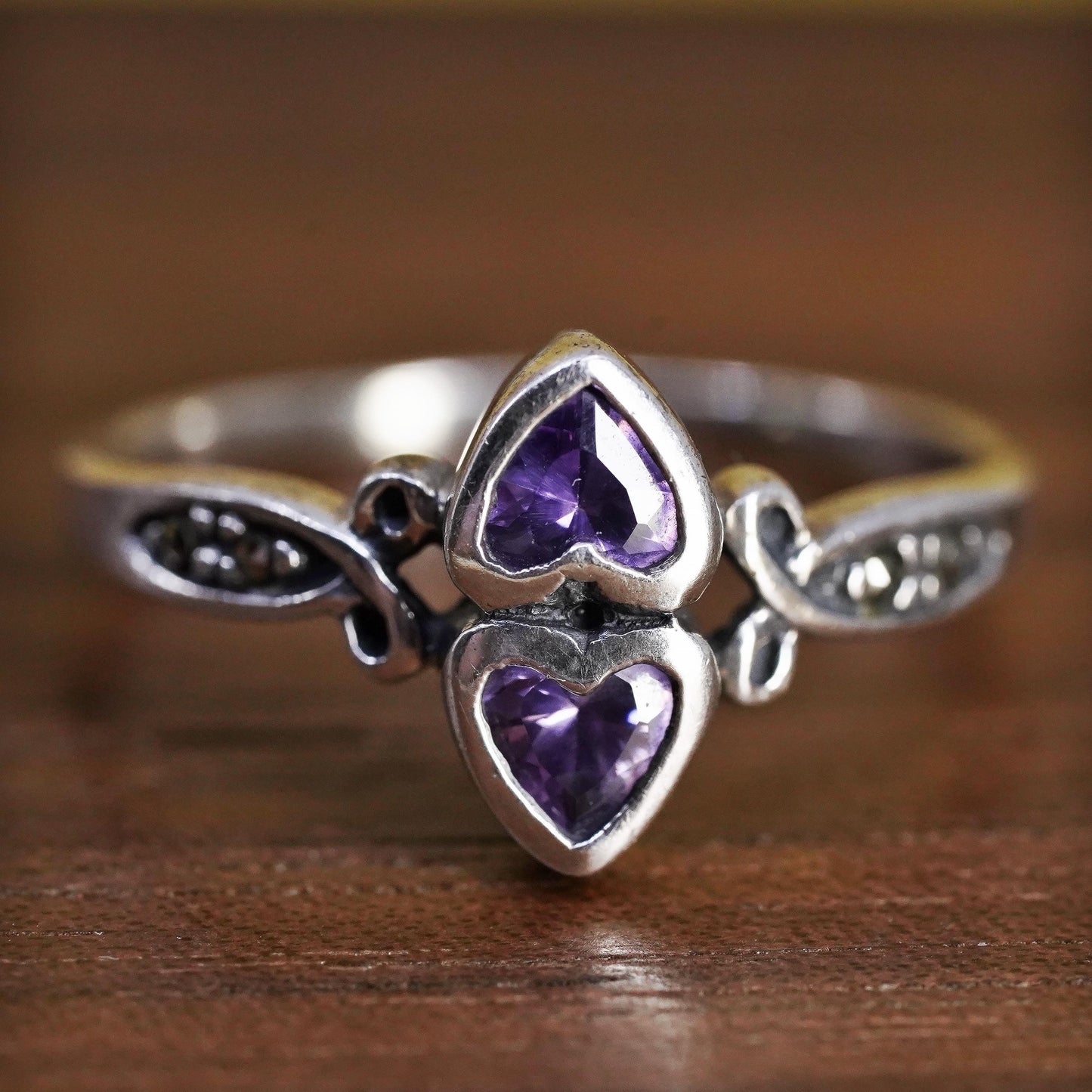Size 7.25, vintage Sterling silver handmade ring, 925 band with heart amethyst