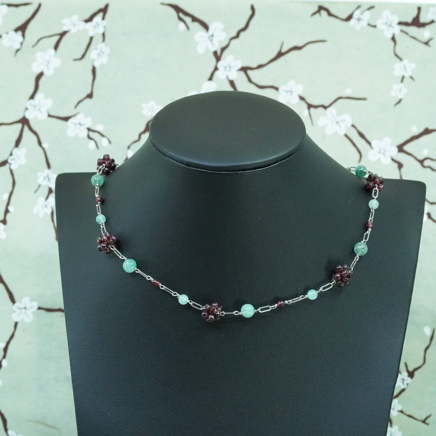 16”, vintage sterling 925 silver handmade necklace with jade garnet beads