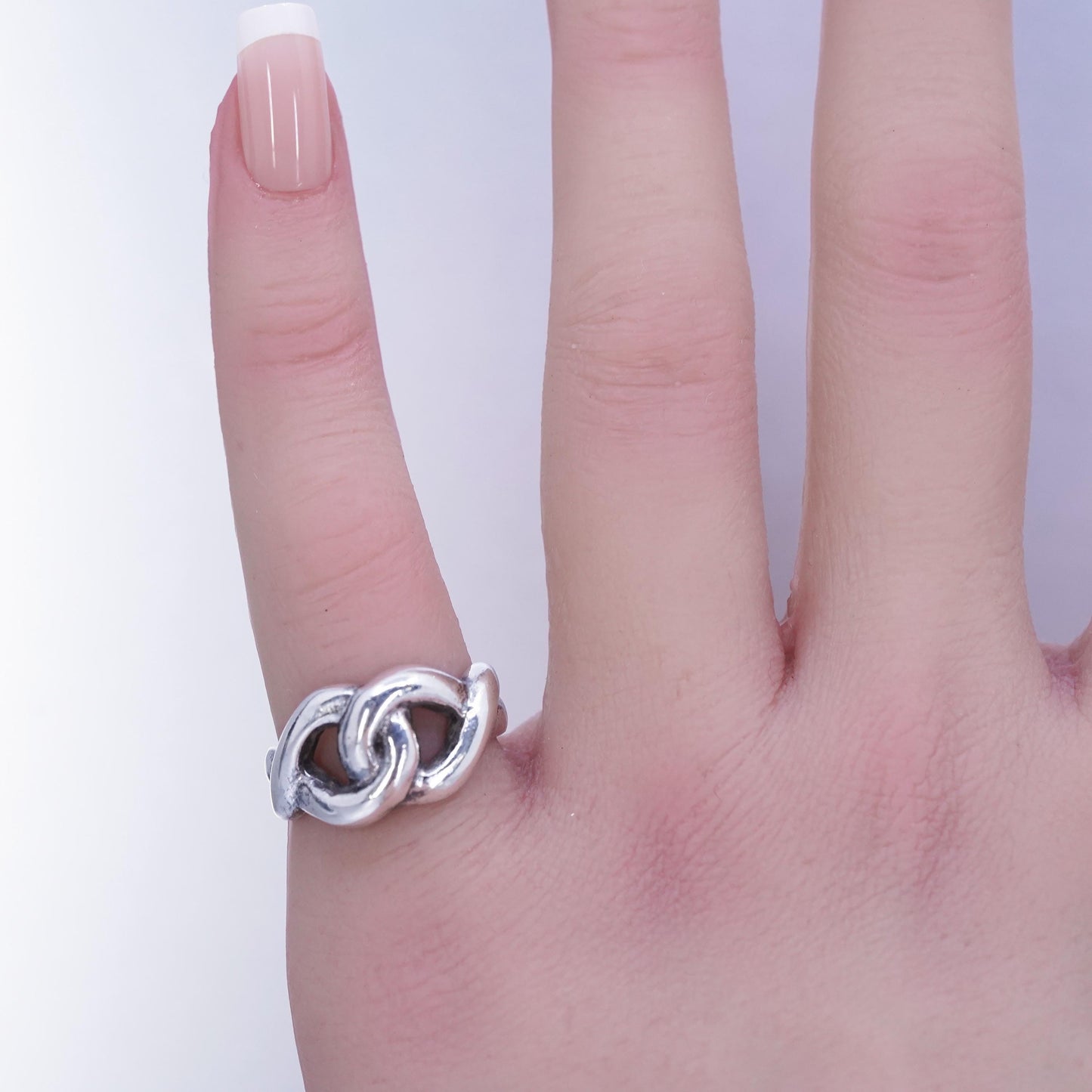 Size 6, vintage southwestern Sterling 925 silver entwined ring, band