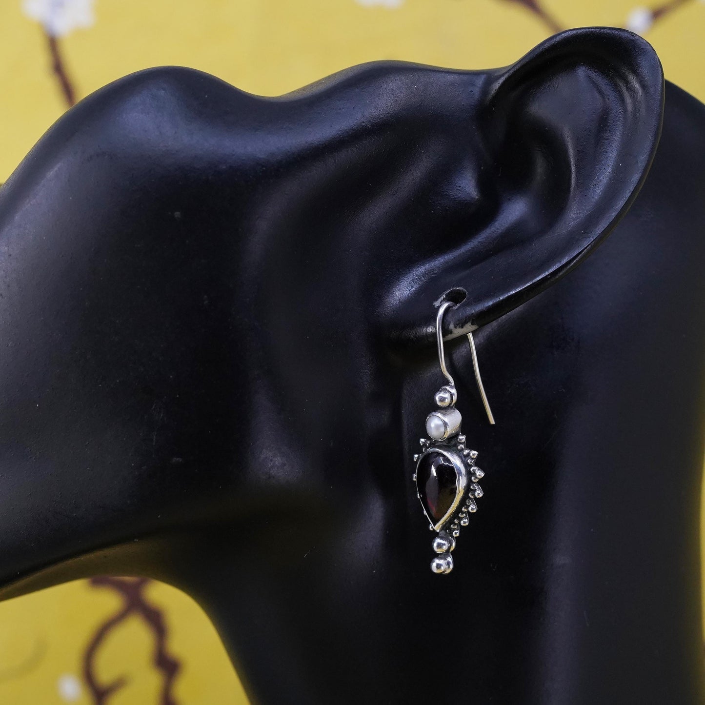 Vintage Sterling silver 925 handmade earrings with teardrop garnet and pearl