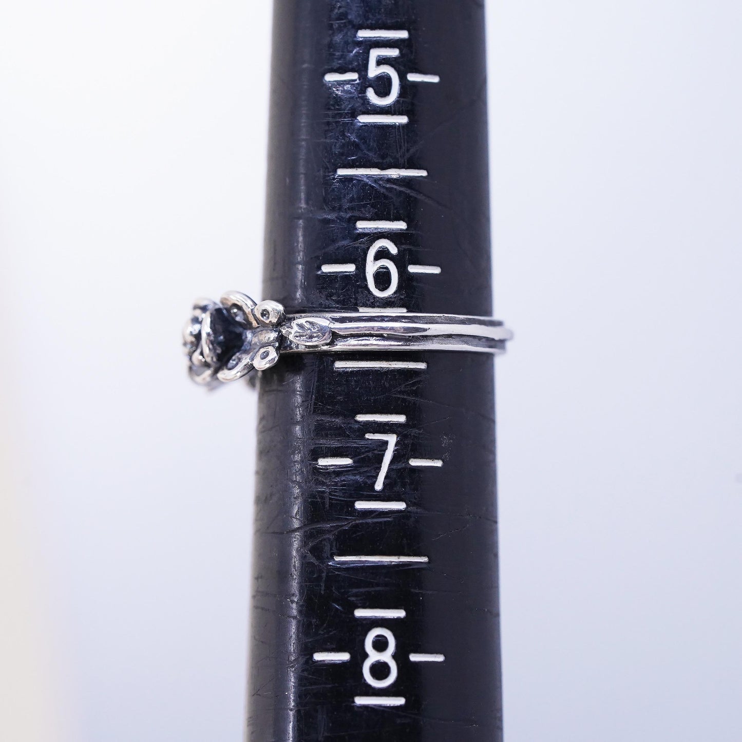 Size 6.25, VTG Israel Pz Or Paz Sterling silver ring, 925 flower stackable band