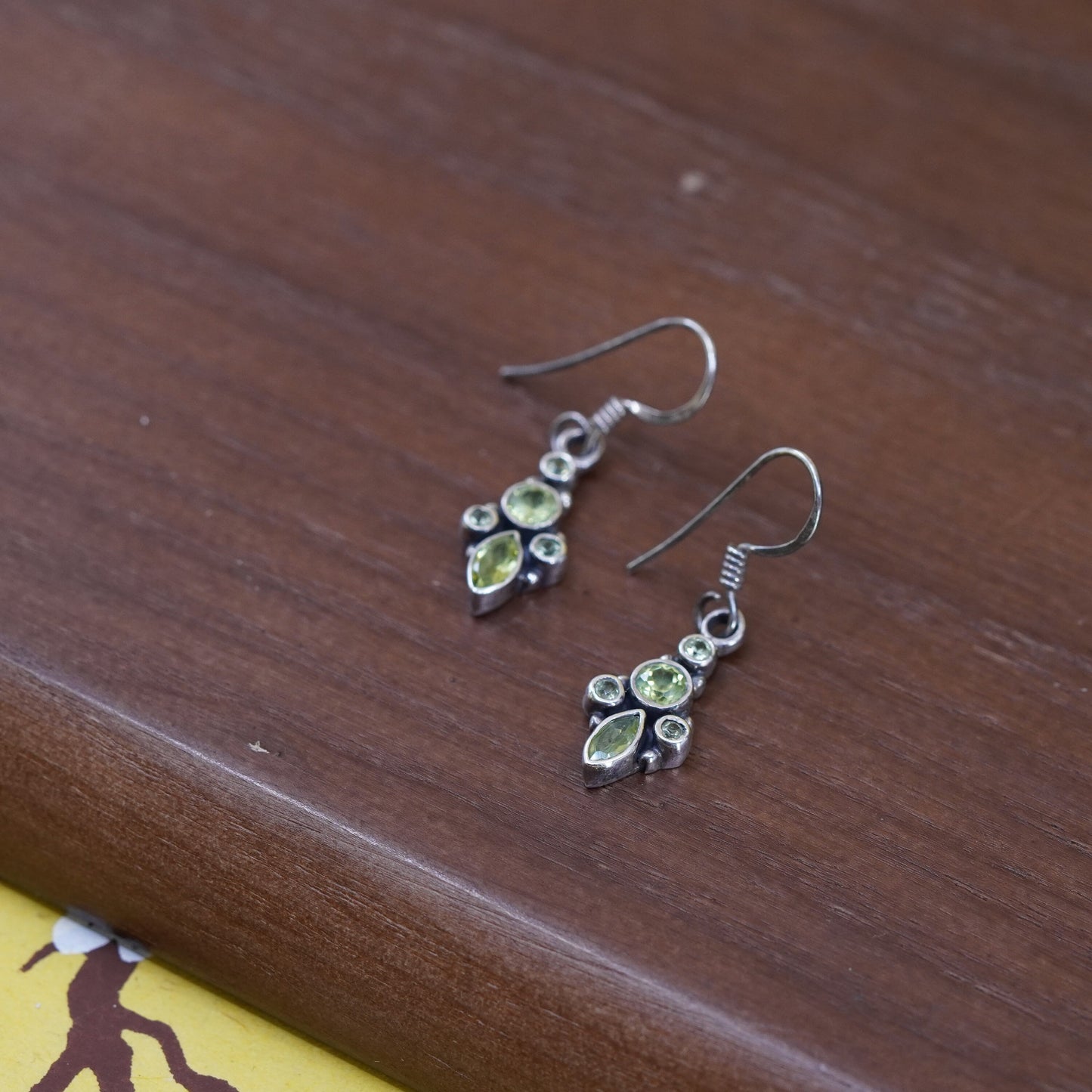Vintage Sterling 925 silver handmade teardrop earrings with peridot
