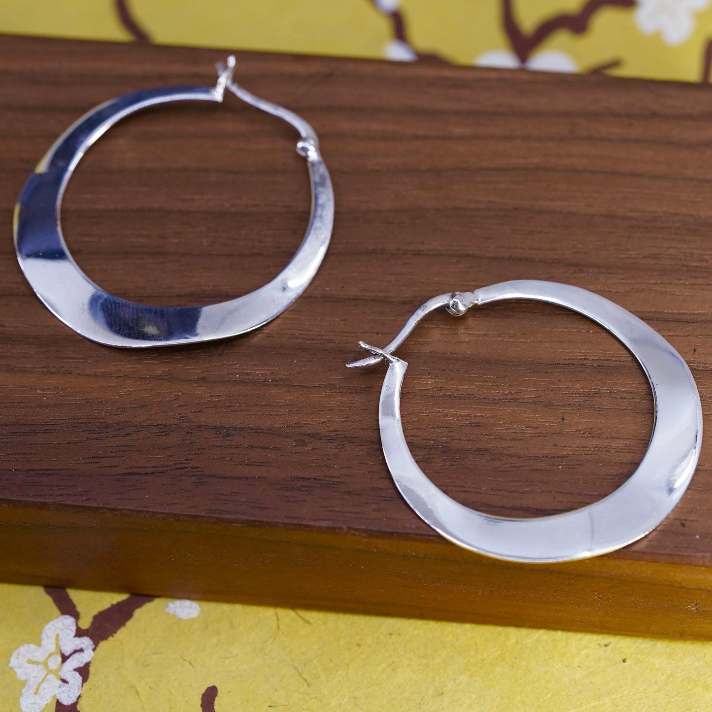 1.5", vintage Sterling silver handmade earrings, flatten wavy 925 silver hoops