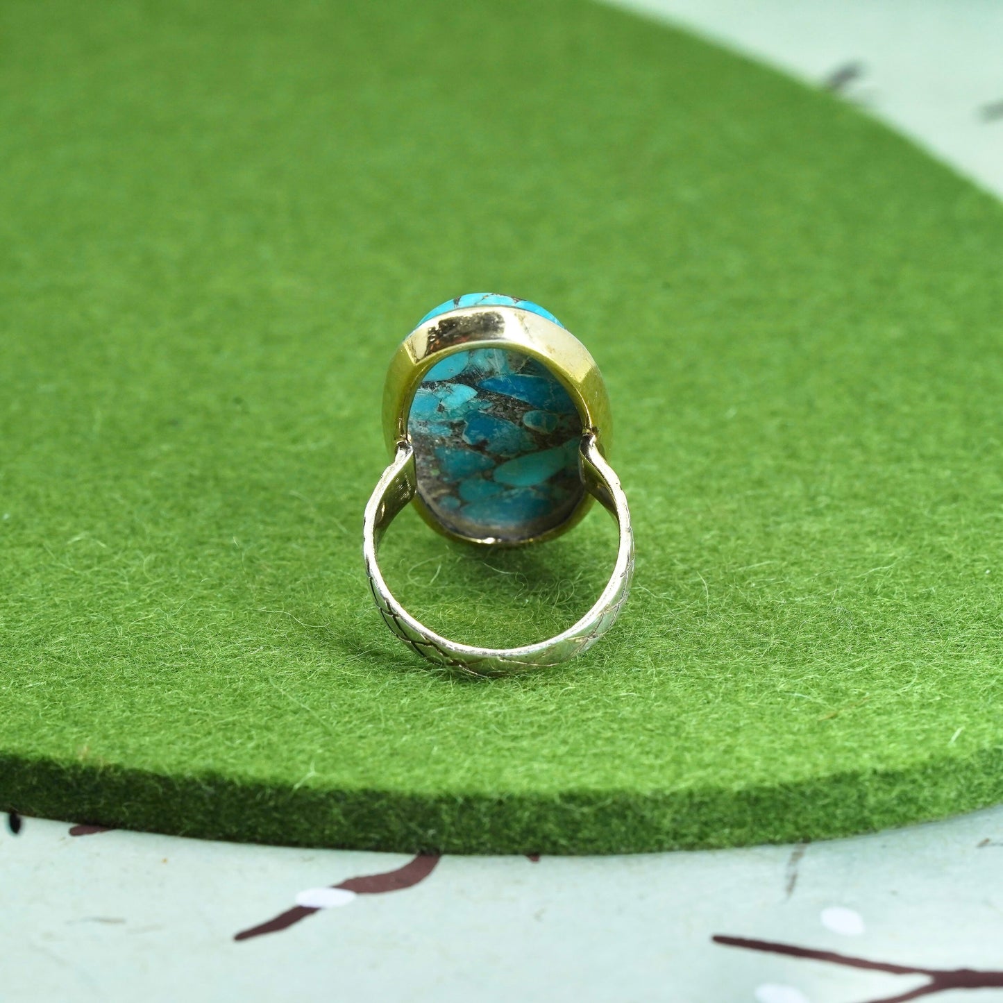 Size 8.25, Vintage sterling 925 silver handmade ring with oval shaped turquoise
