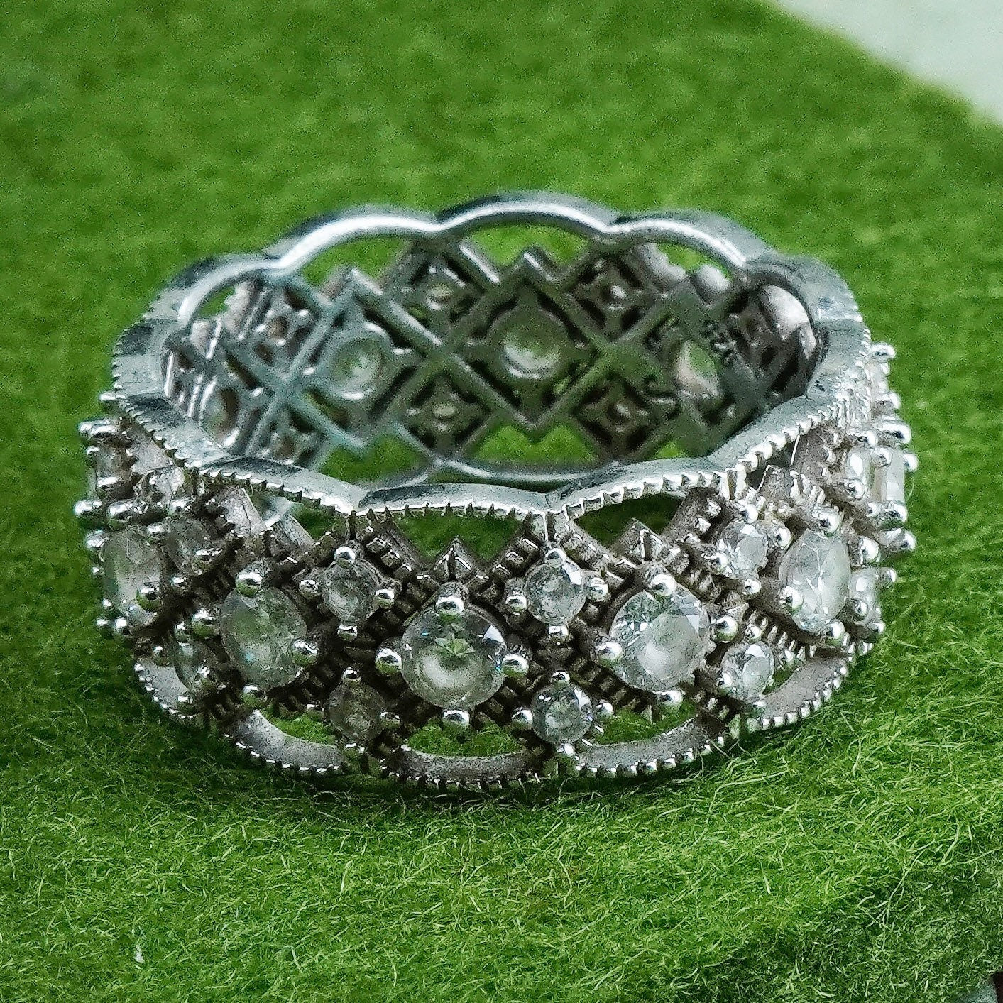 Size 8, Sterling silver ring, 925 silver with Cluster CZ cluster