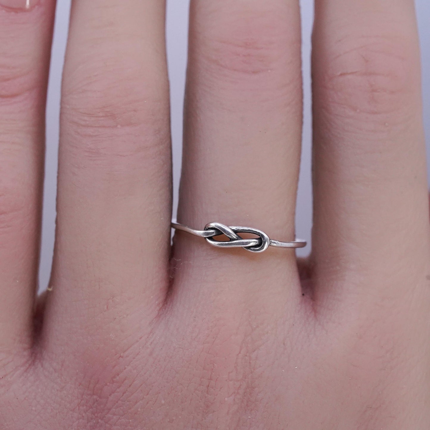 Size 8, vintage Sterling 925 silver handmade ring, knotted band