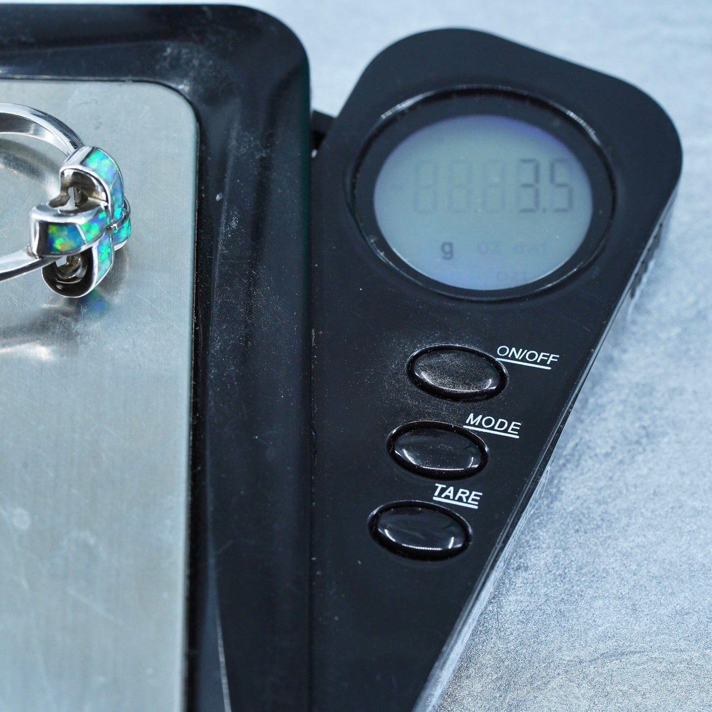 Size 7, vintage Sterling 925 silver handmade ring with opal inlay