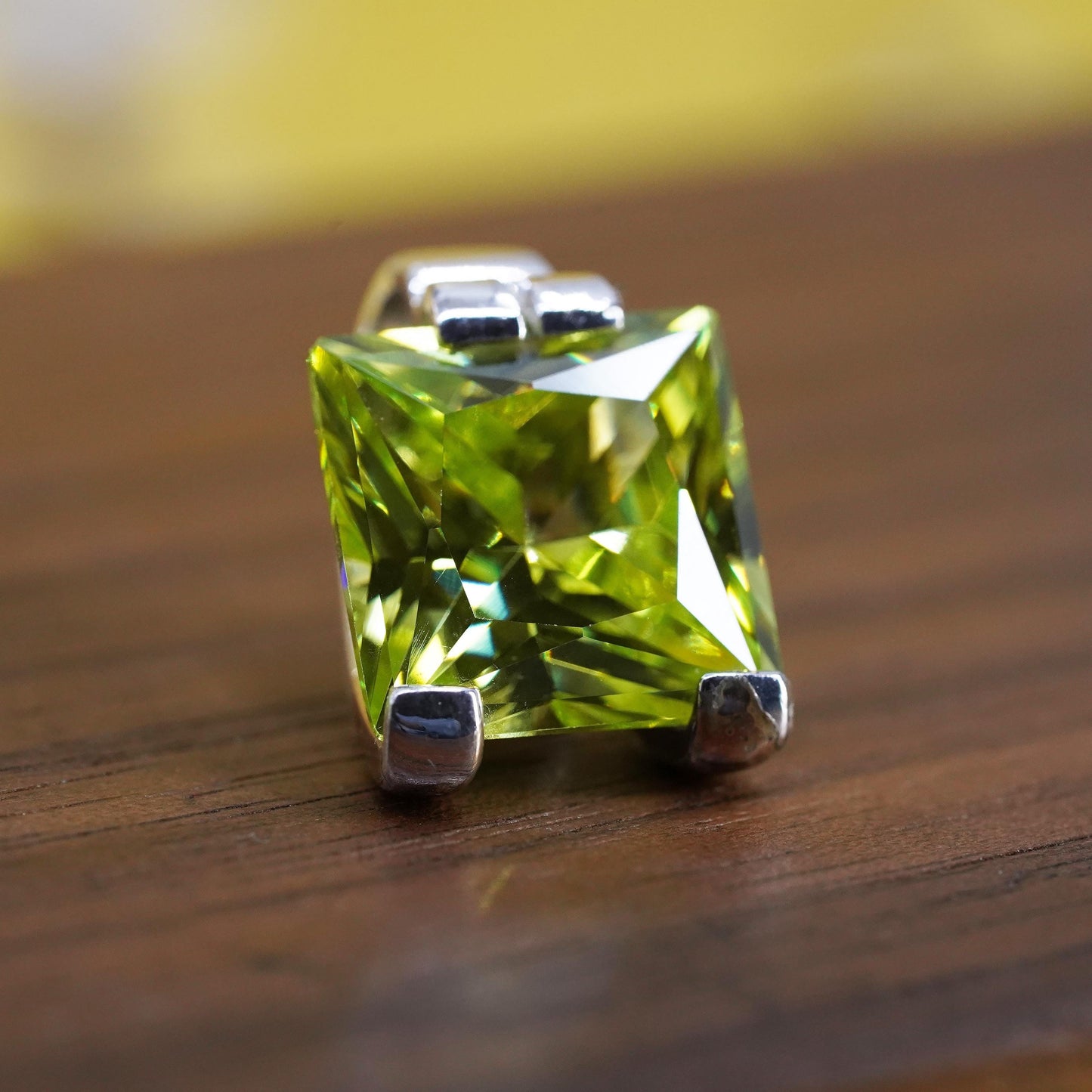 Vintage Sterling 925 silver handmade charm pendant with square peridot